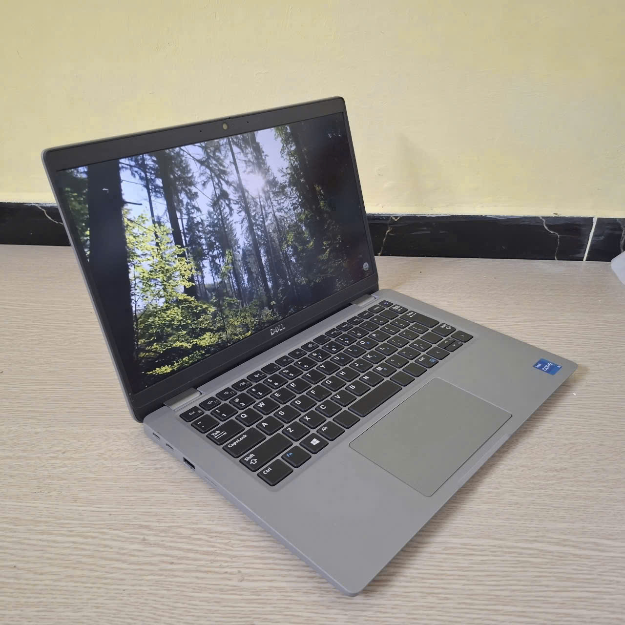 LAPTOP Dell latitude 5320 sáng mỏng gọn nhẹ - Hình ảnh 9