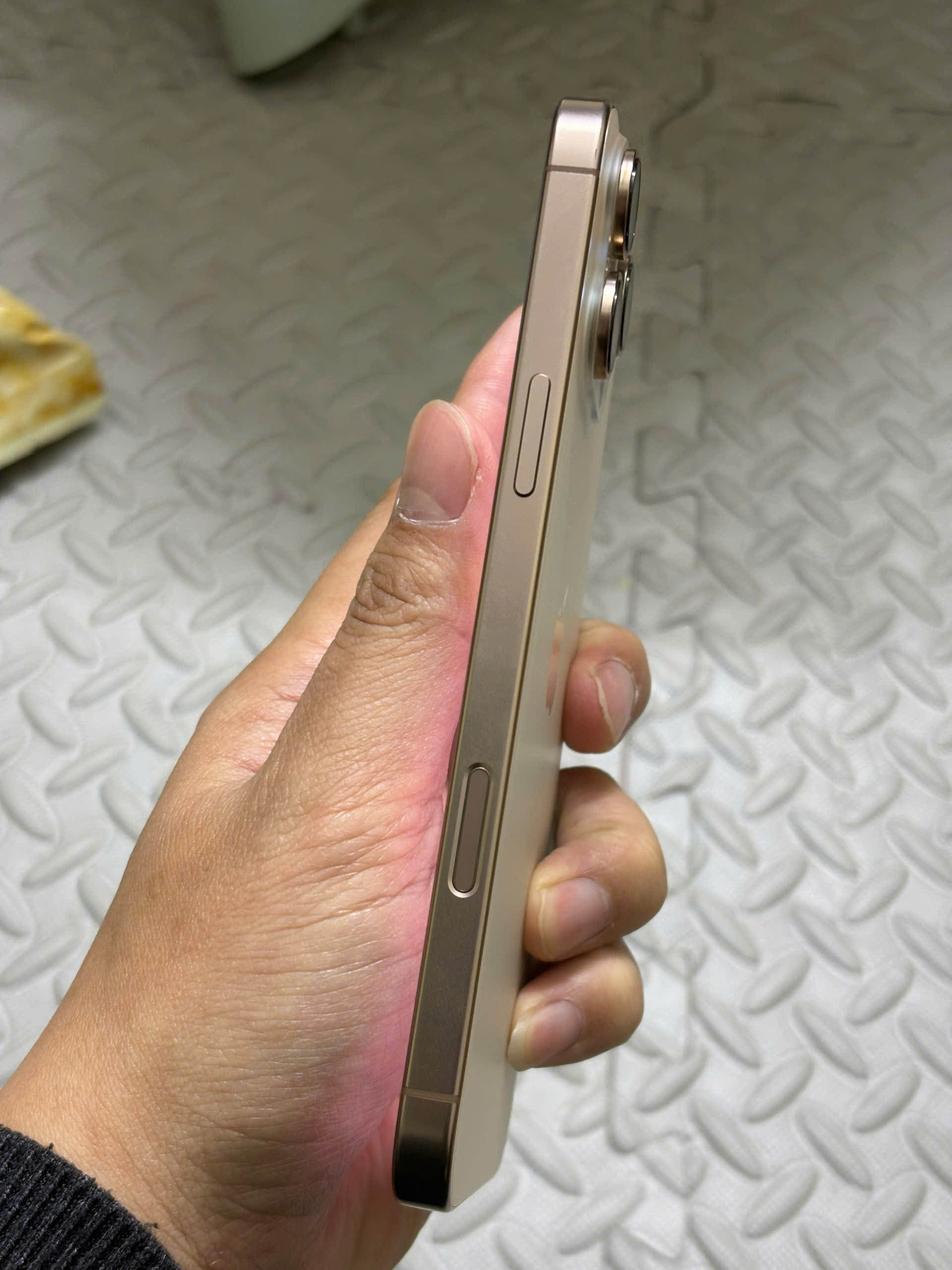 ĐIỆN THOẠI IPHONE 16PRM 256GB J/A - Hình ảnh 2