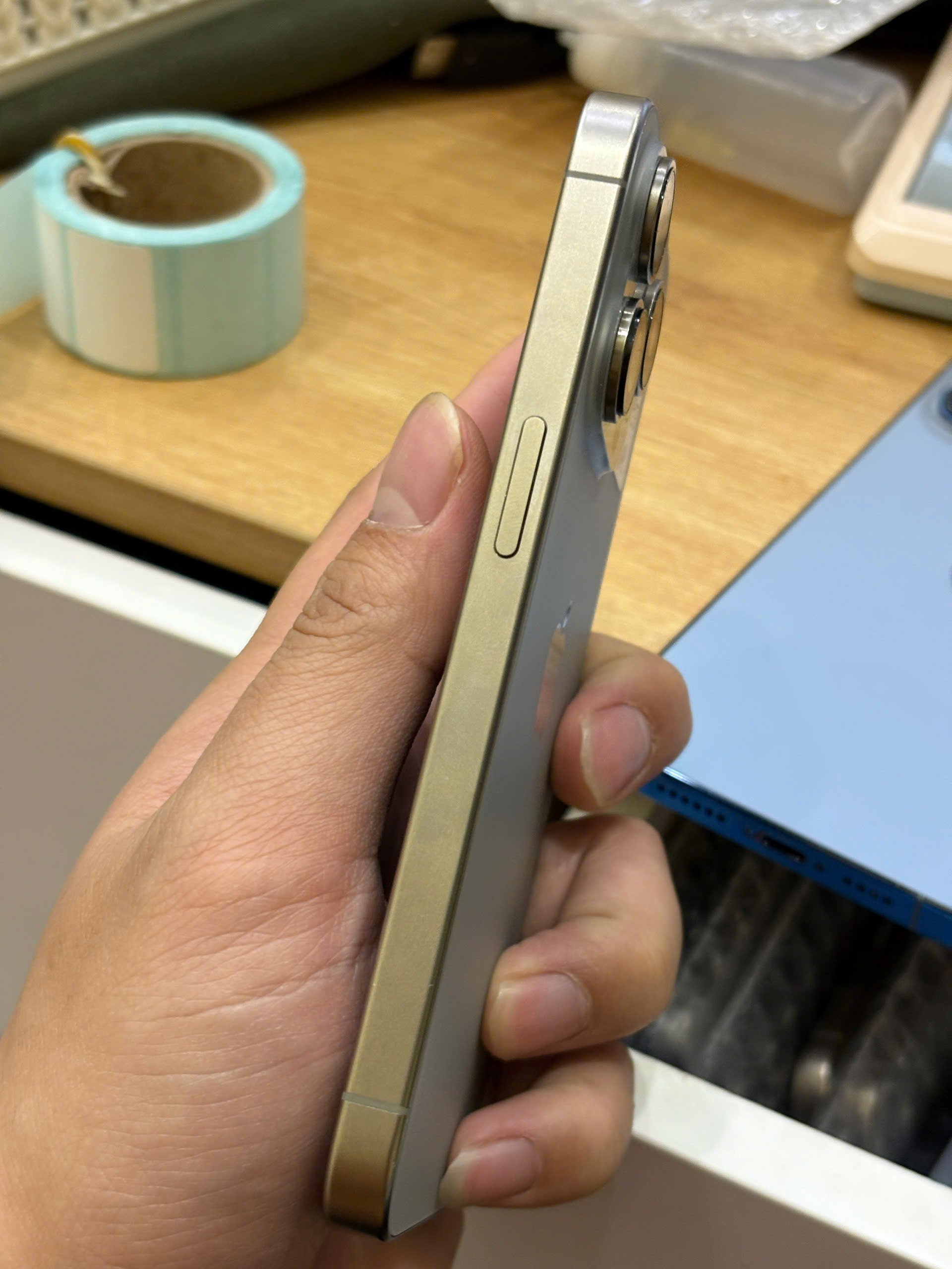 ĐIỆN THOẠI IPHONE 15Pro 128GB - Hình ảnh 2