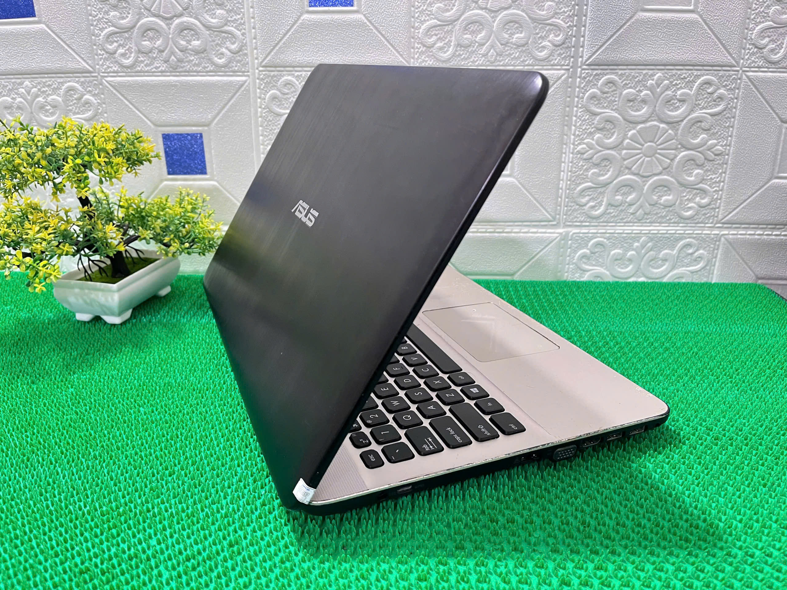 LAPTOP Asus X541UA - Hình ảnh 5