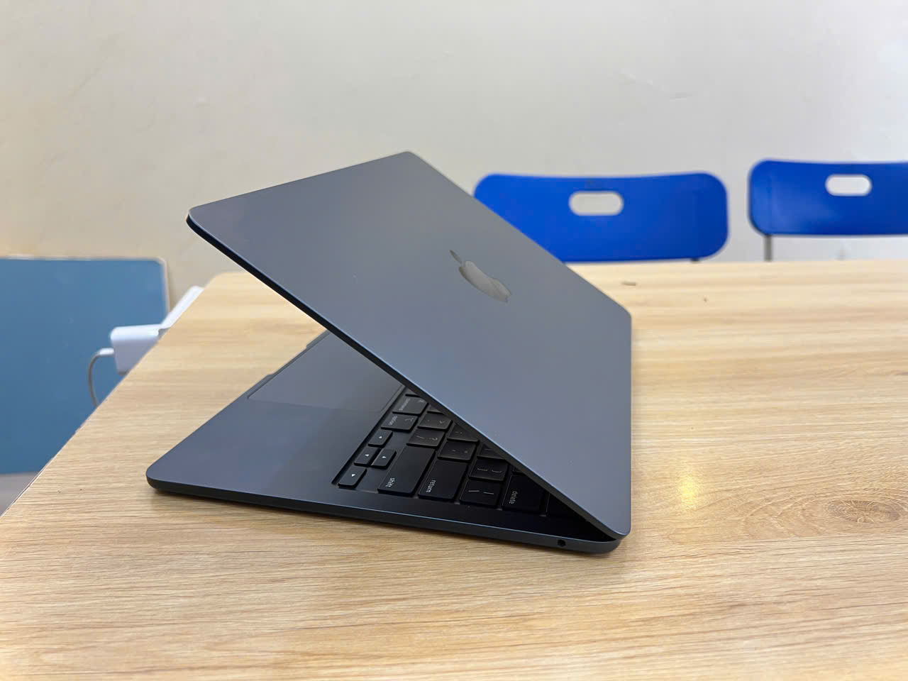 LAPTOP AIR M2 MIDNIGHT 2022 sang xịn mịn - Hình ảnh 8
