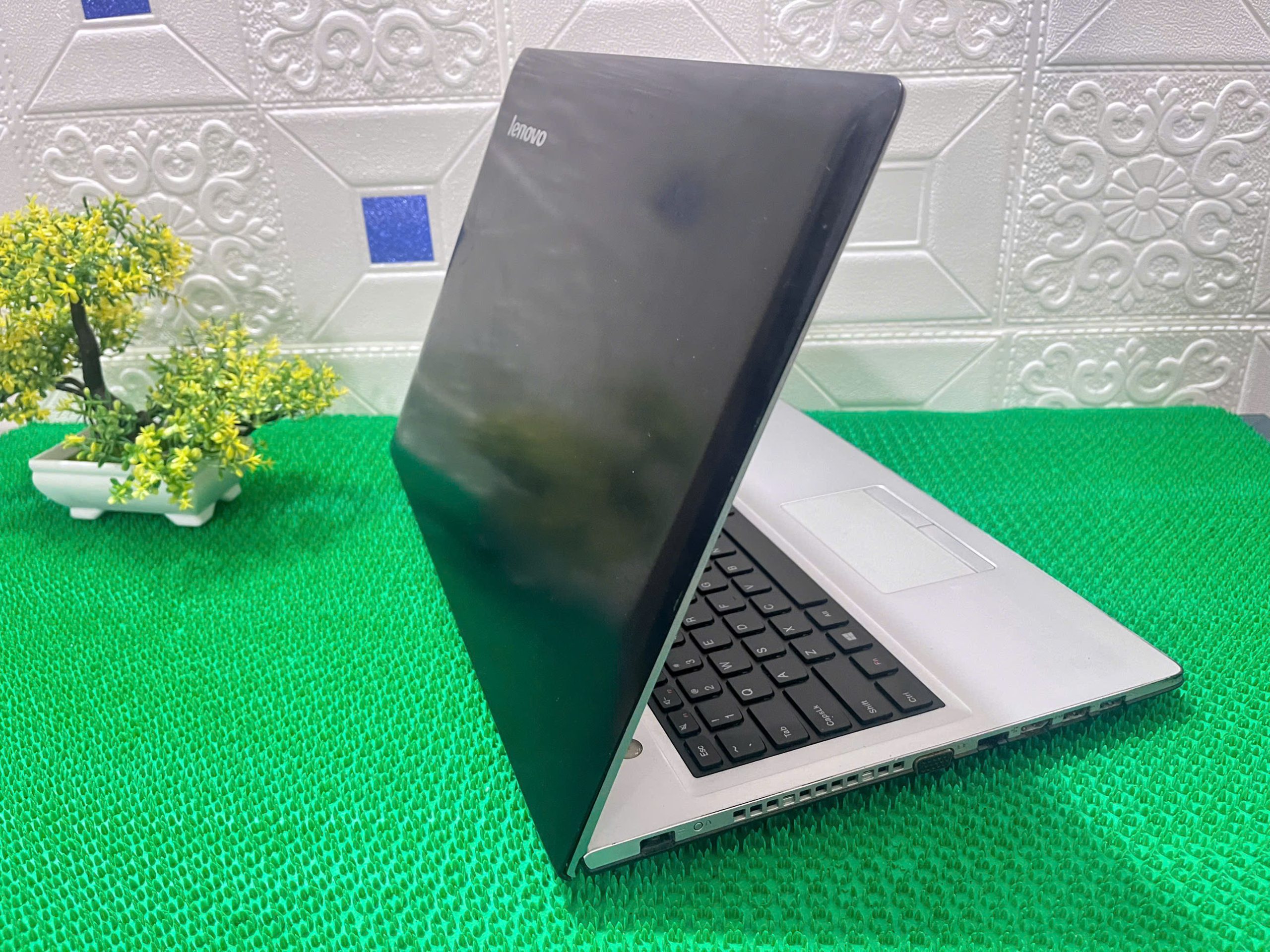 LAPTOP Lenovo Z50-70 - Hình ảnh 2