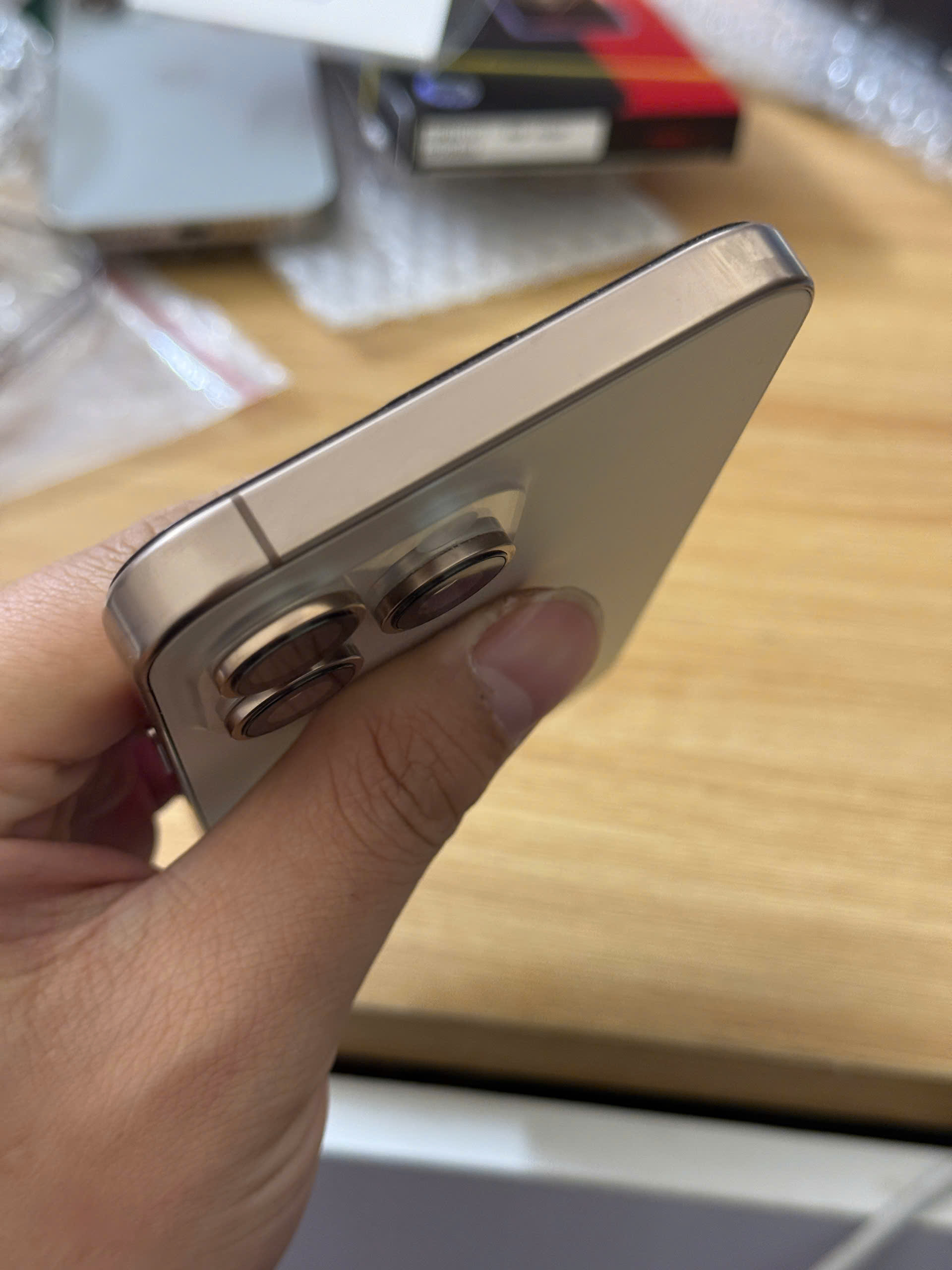 ĐIỆN THOẠI IPHONE 16PRM 256GB lock - Hình ảnh 3