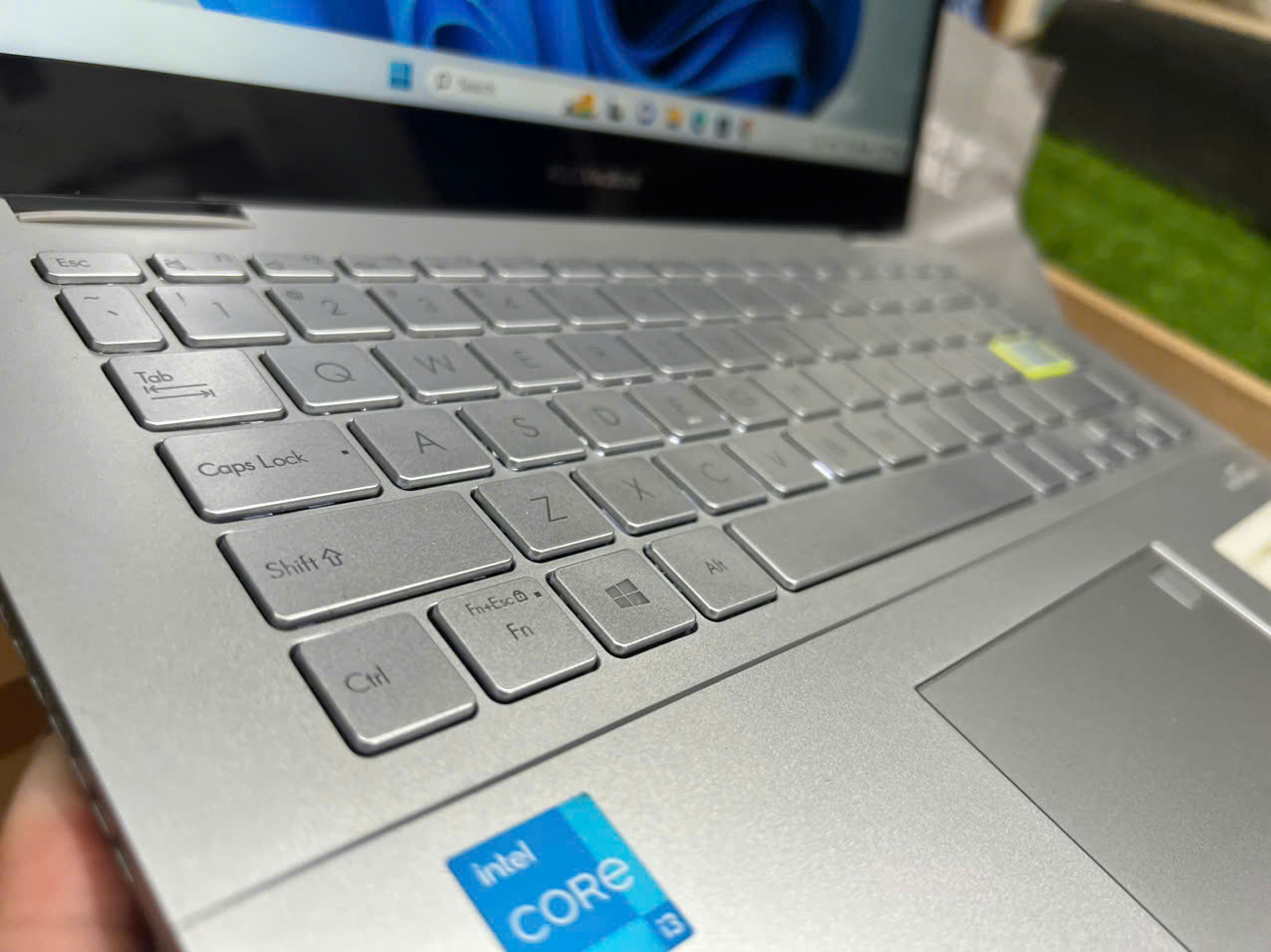 LAPTOP Asus Vivobook Flip TP470EA cảm ứng xoay gập 360• - Hình ảnh 4