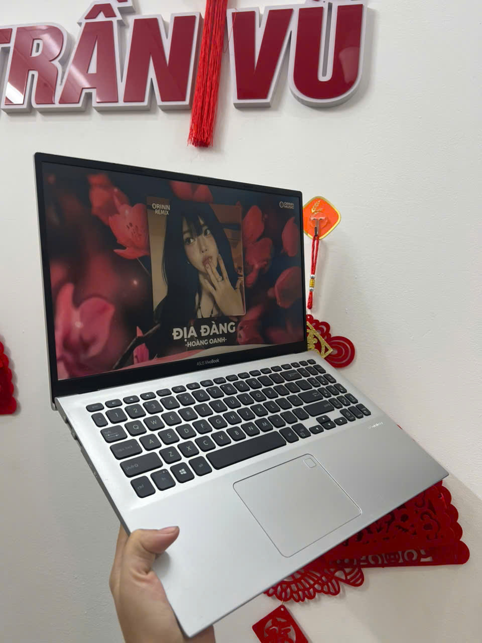LAPTOP Asus Vivobook X512Da mỏng nhẹ trắng đẹp thời trang - Hình ảnh 2