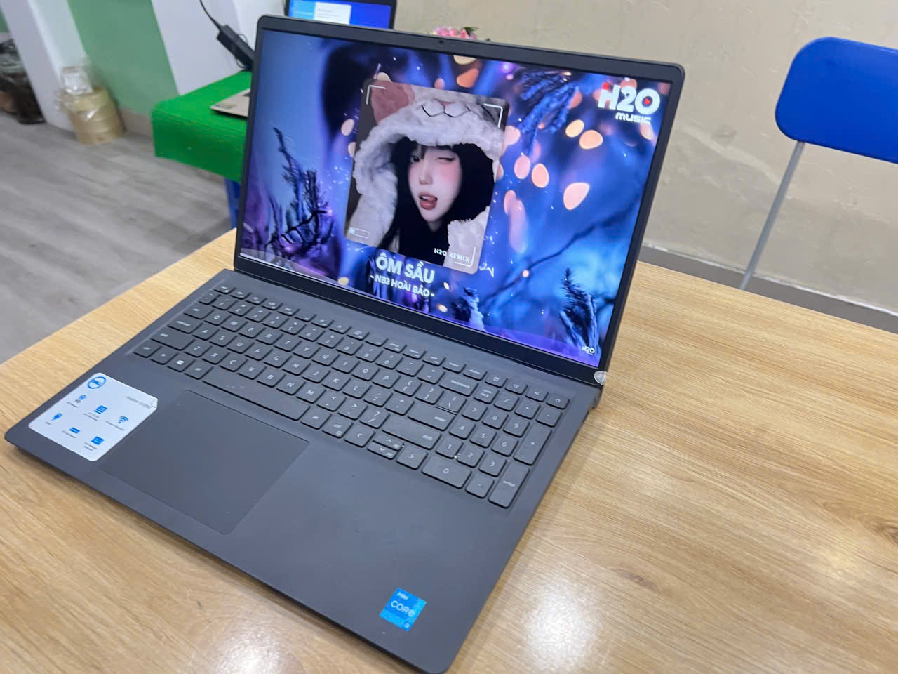 LAPTOP Dell inspiron 15 3511 Cảm ứng - Hình ảnh 9