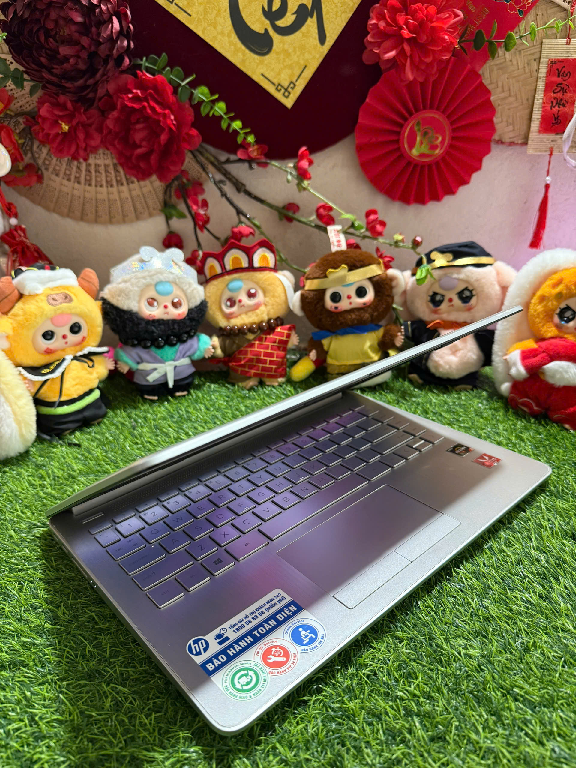 LAPTOP HP Laptop 14s-dk1xxx nhỏ gọn trắng bạc siêu sang chảnh - Hình ảnh 3
