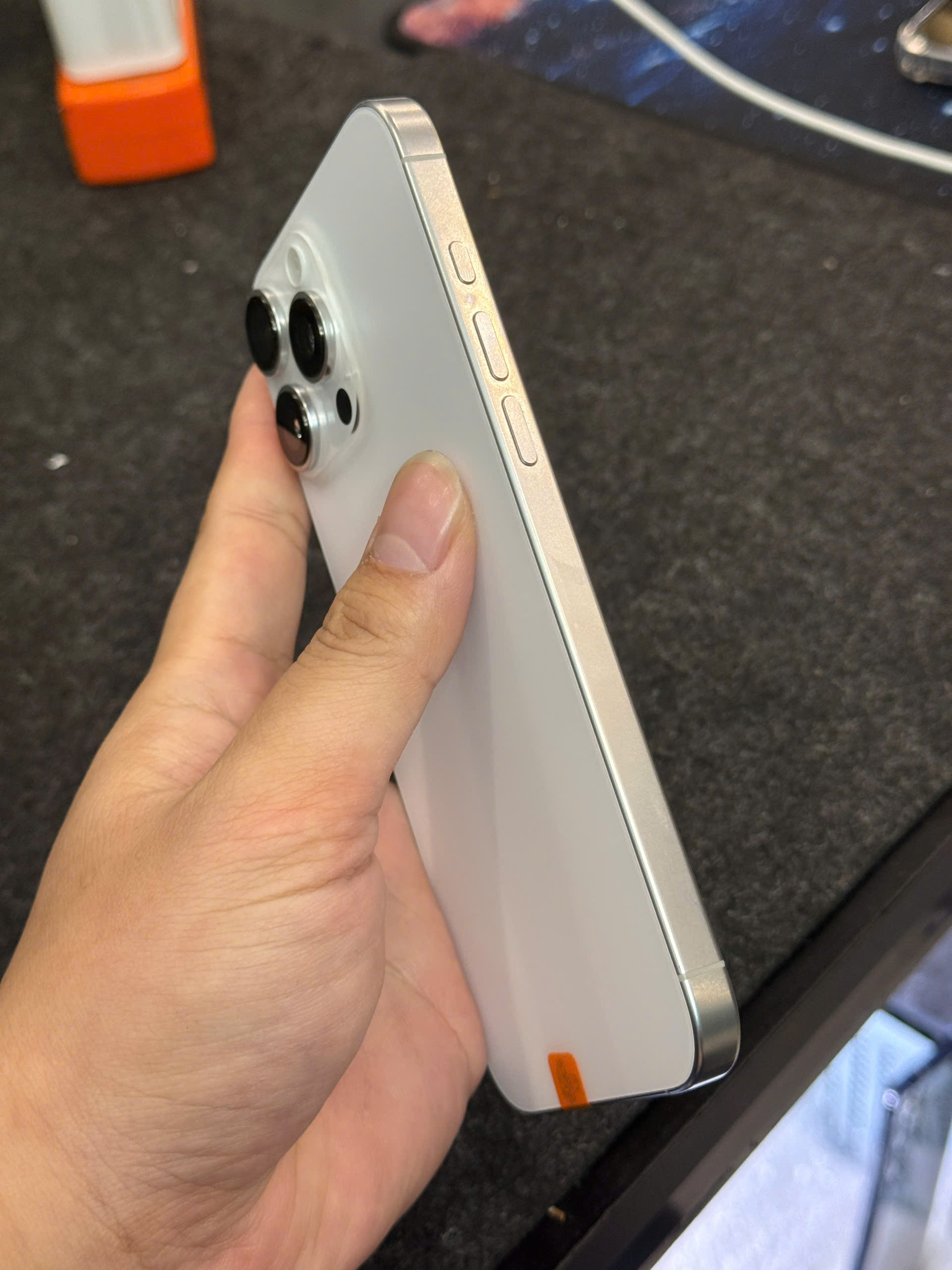ĐIỆN THOẠI IPHONE 16PRM 256GB - Hình ảnh 5