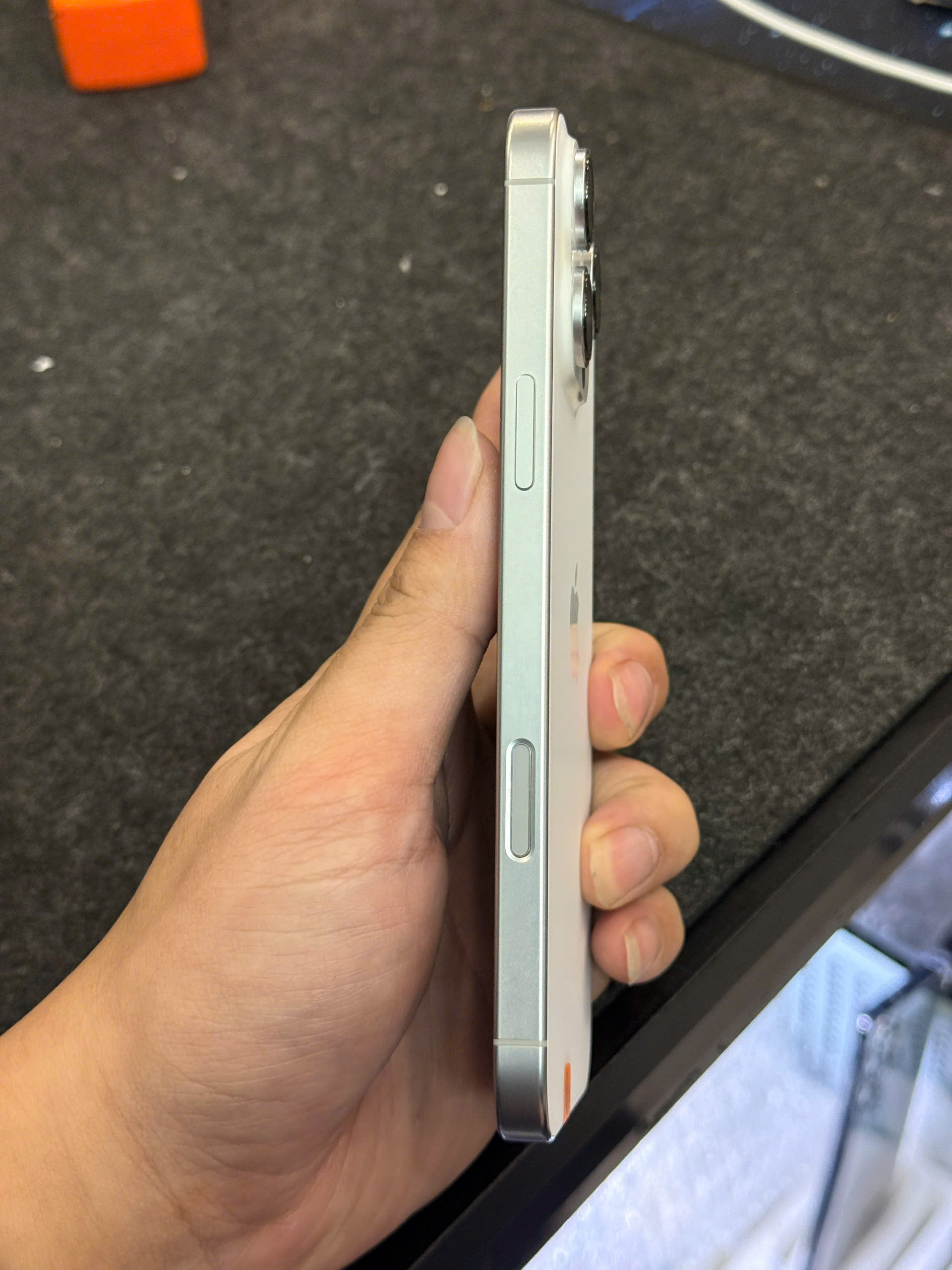 ĐIỆN THOẠI IPHONE 16PRM 256GB - Hình ảnh 6