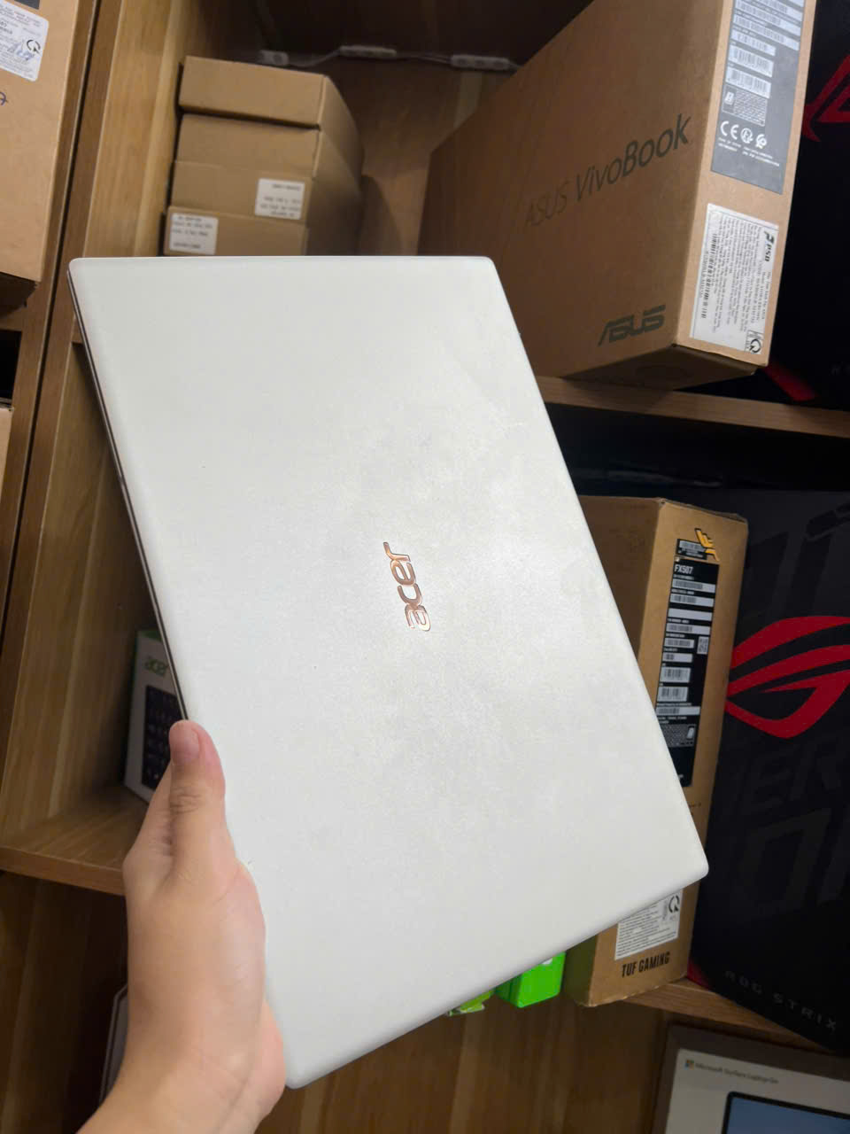 LAPTOP Acer Swift SF314-510G thiết kế đẹp, mỏng nhẹ - dùng mượt ngon - Hình ảnh 12