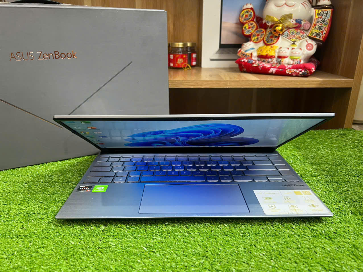 LAPTOP Asus ZenBook UX425UG_Q408UG Thiết kế sang chảnh nhỏ gọn vỏ nhôm nguyên khối chỉ nặng 1,2kg - Hình ảnh 4