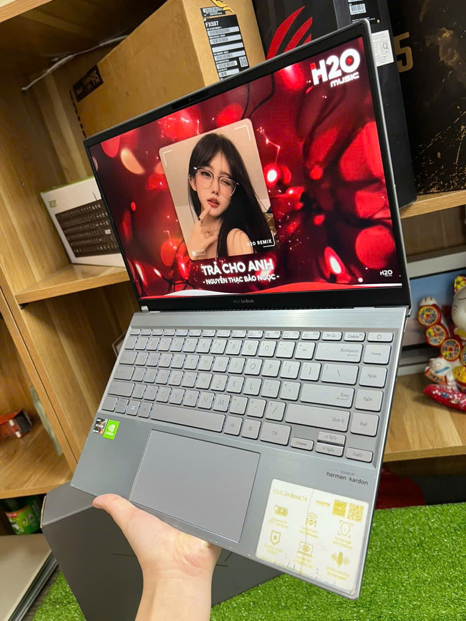 LAPTOP Asus ZenBook UX425UG_Q408UG Thiết kế sang chảnh nhỏ gọn vỏ nhôm nguyên khối chỉ nặng 1,2kg - Hình ảnh 10