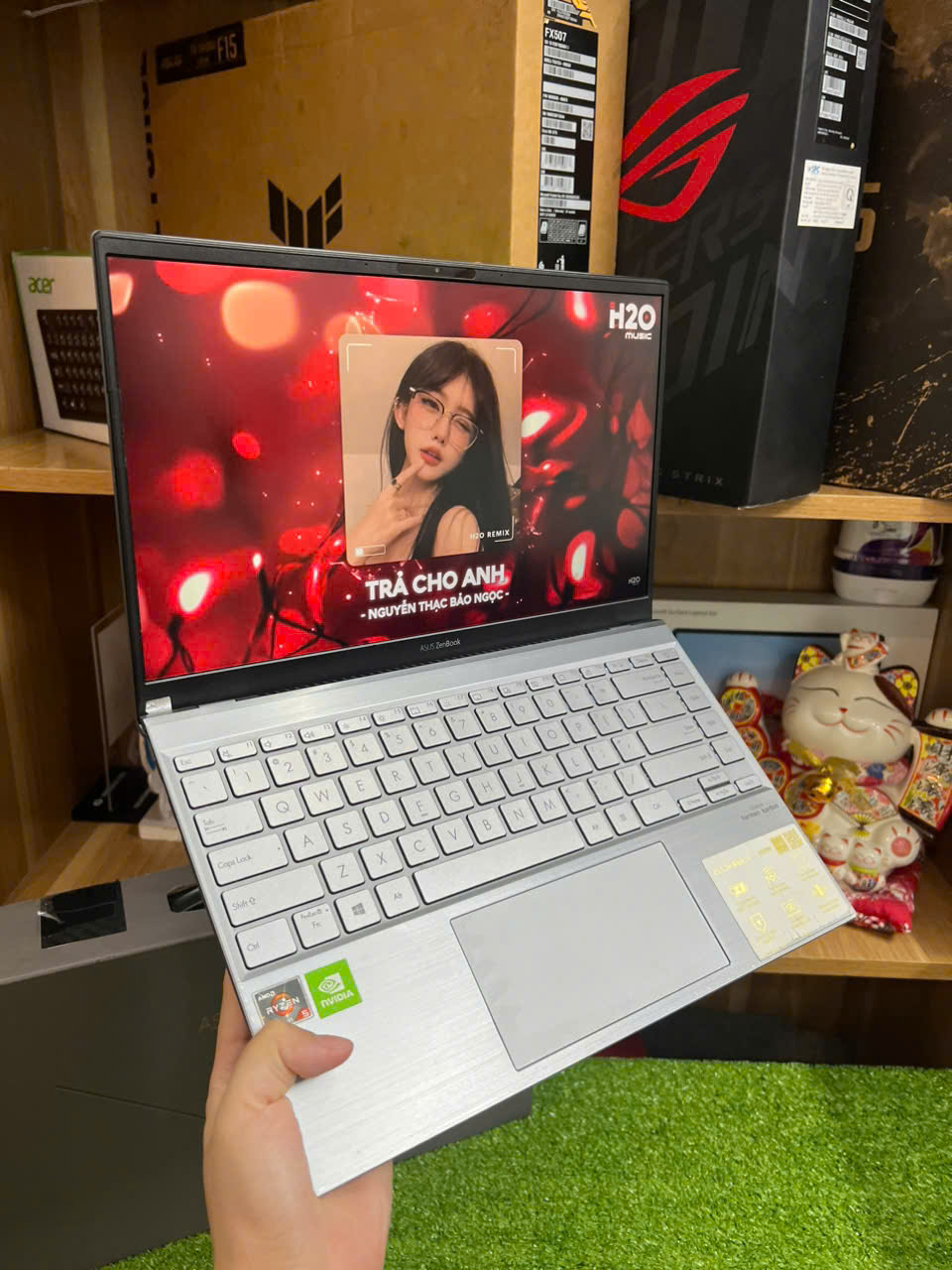 LAPTOP Asus ZenBook UX425UG_Q408UG Thiết kế sang chảnh nhỏ gọn vỏ nhôm nguyên khối chỉ nặng 1,2kg - Hình ảnh 12