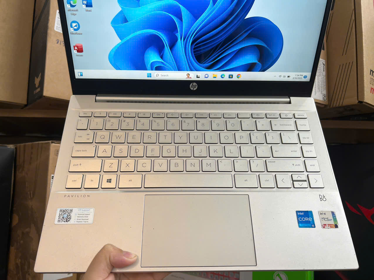LAPTOP HP Pavilion 14dv vỏ nhôm nguyên khối, màn tráng gương đẹp lắm ạ - Hình ảnh 3