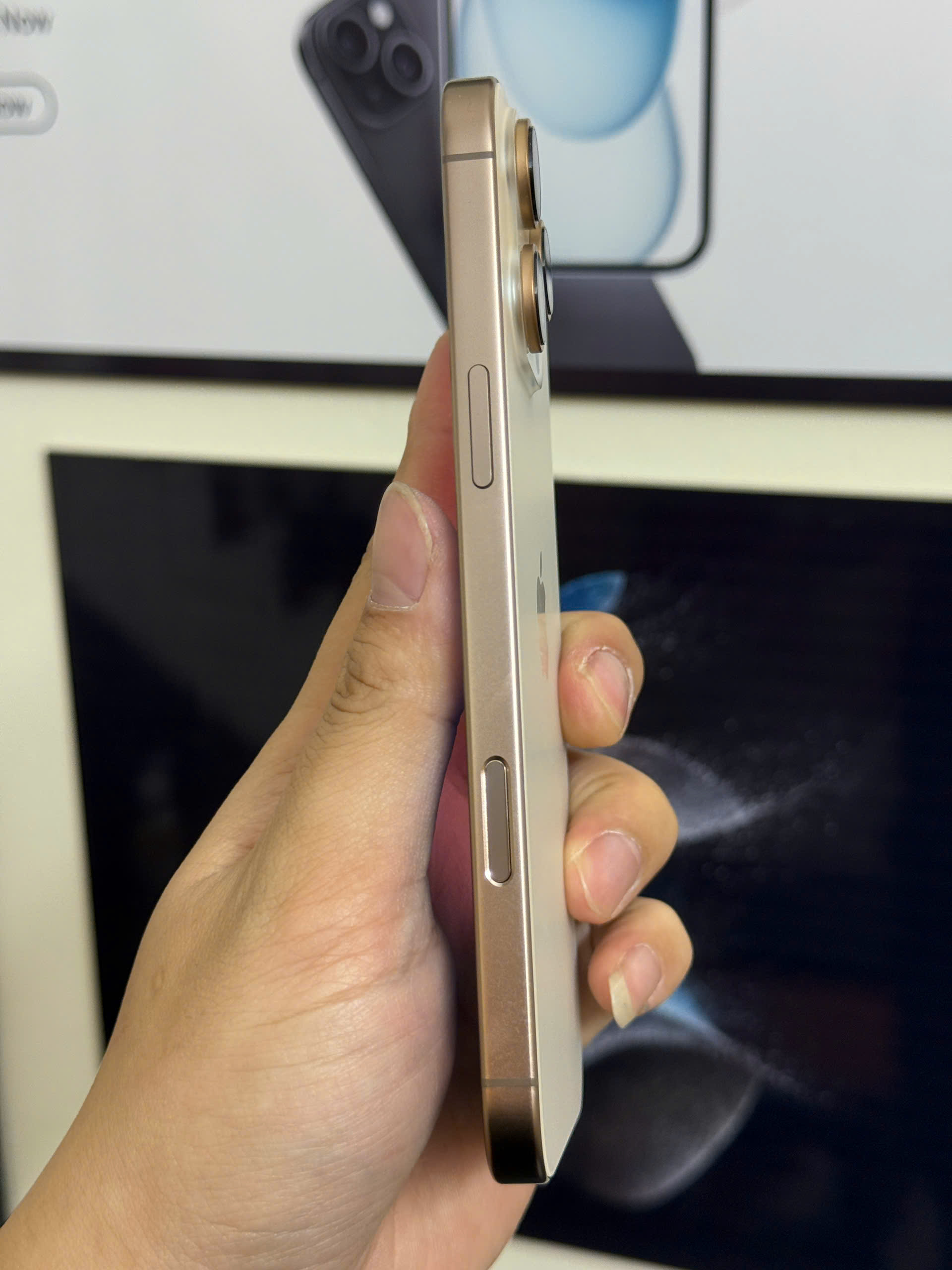 ĐIỆN THOẠI IPHONE 16PRM 256GB - Hình ảnh 4