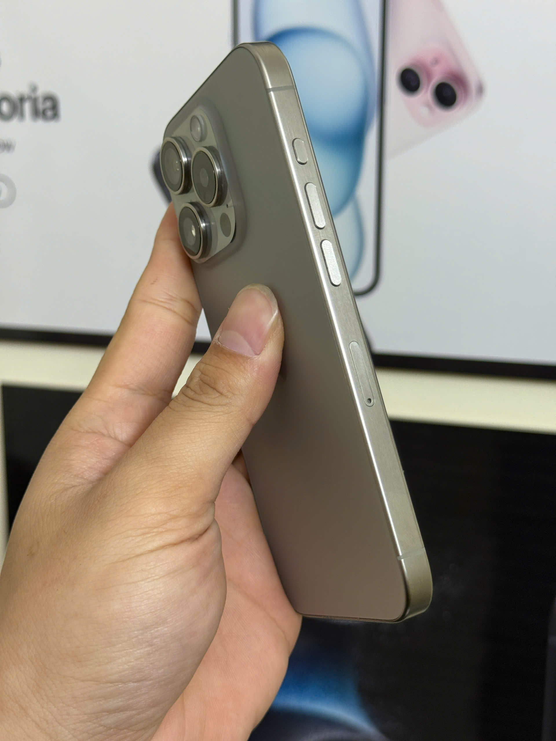 điện thoại iphone 15pro 128gb - Hình ảnh 3