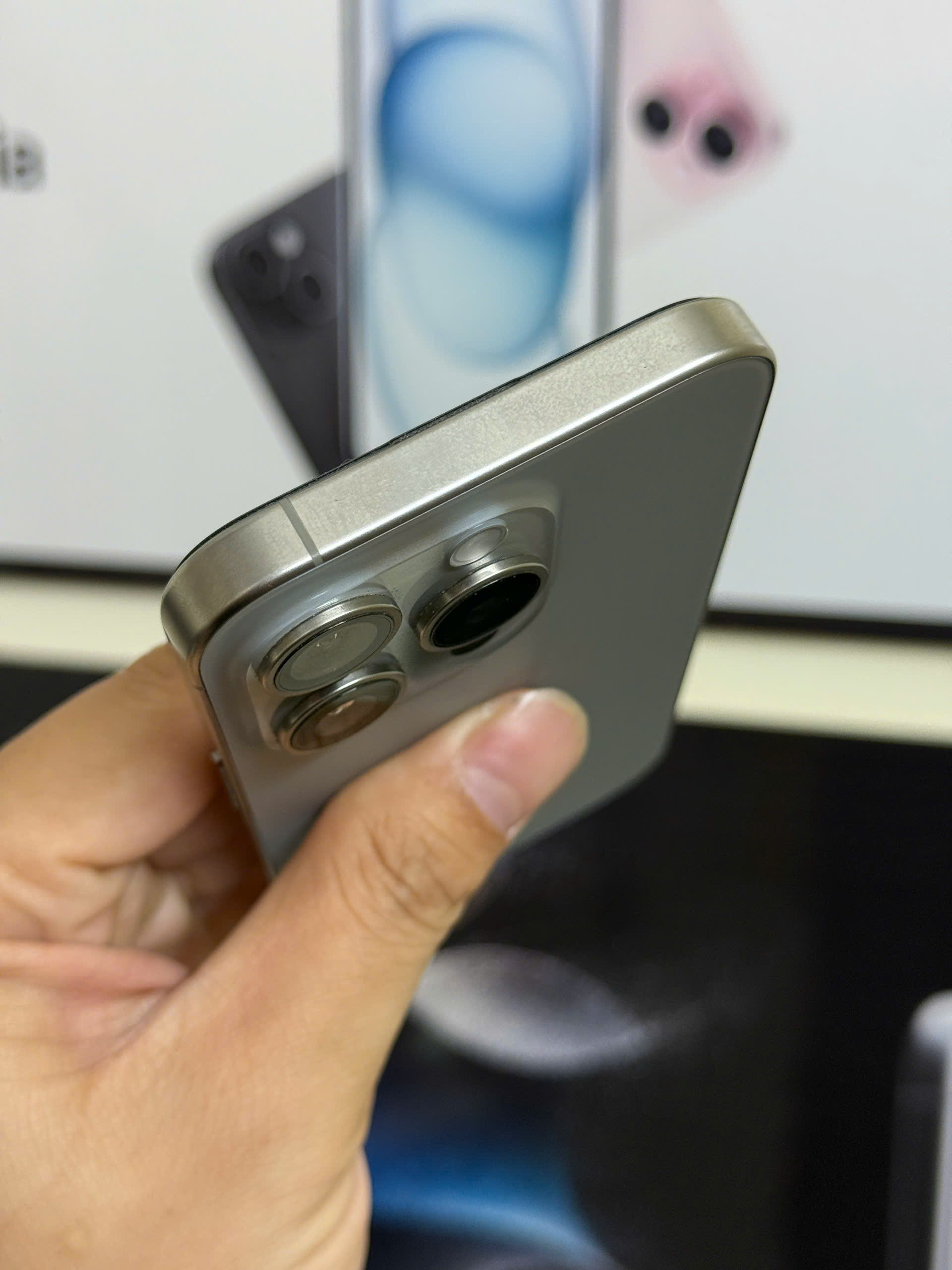 điện thoại iphone 15pro 128gb - Hình ảnh 4