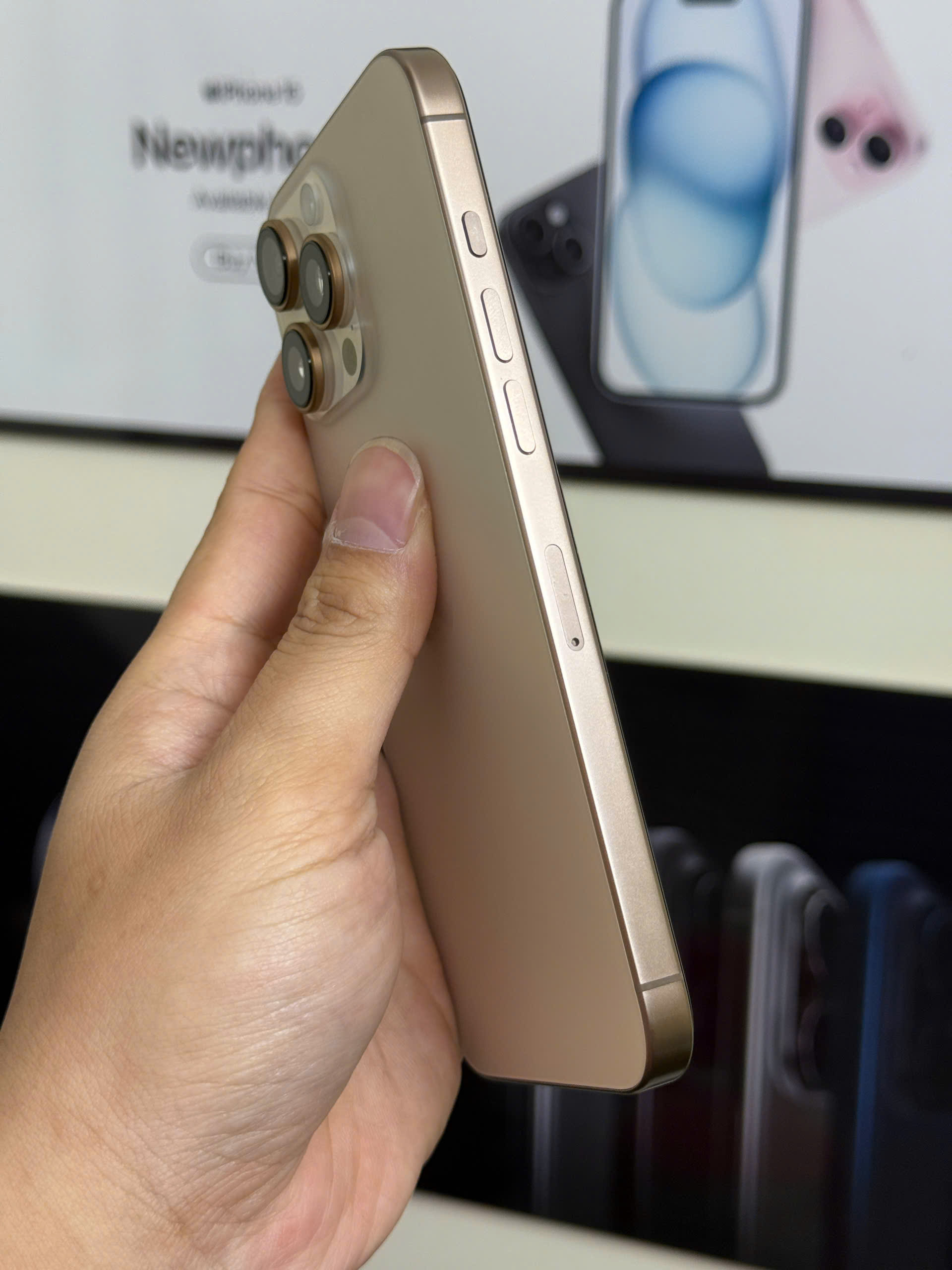 điện thoại iphone 16prm 256gb - Hình ảnh 4