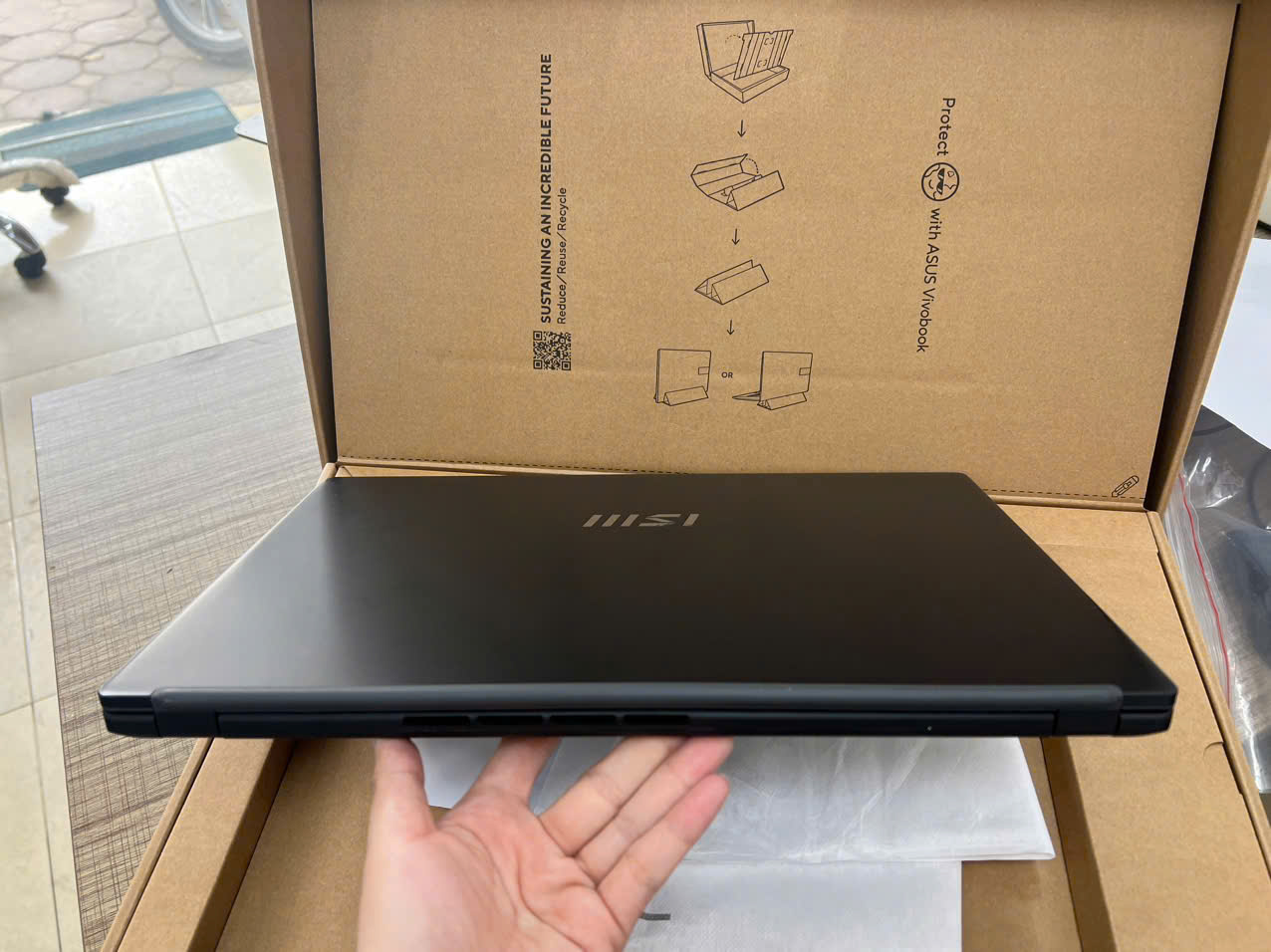 MSI Modern 15 máy đẹp zin tem hãng - Hình ảnh 2