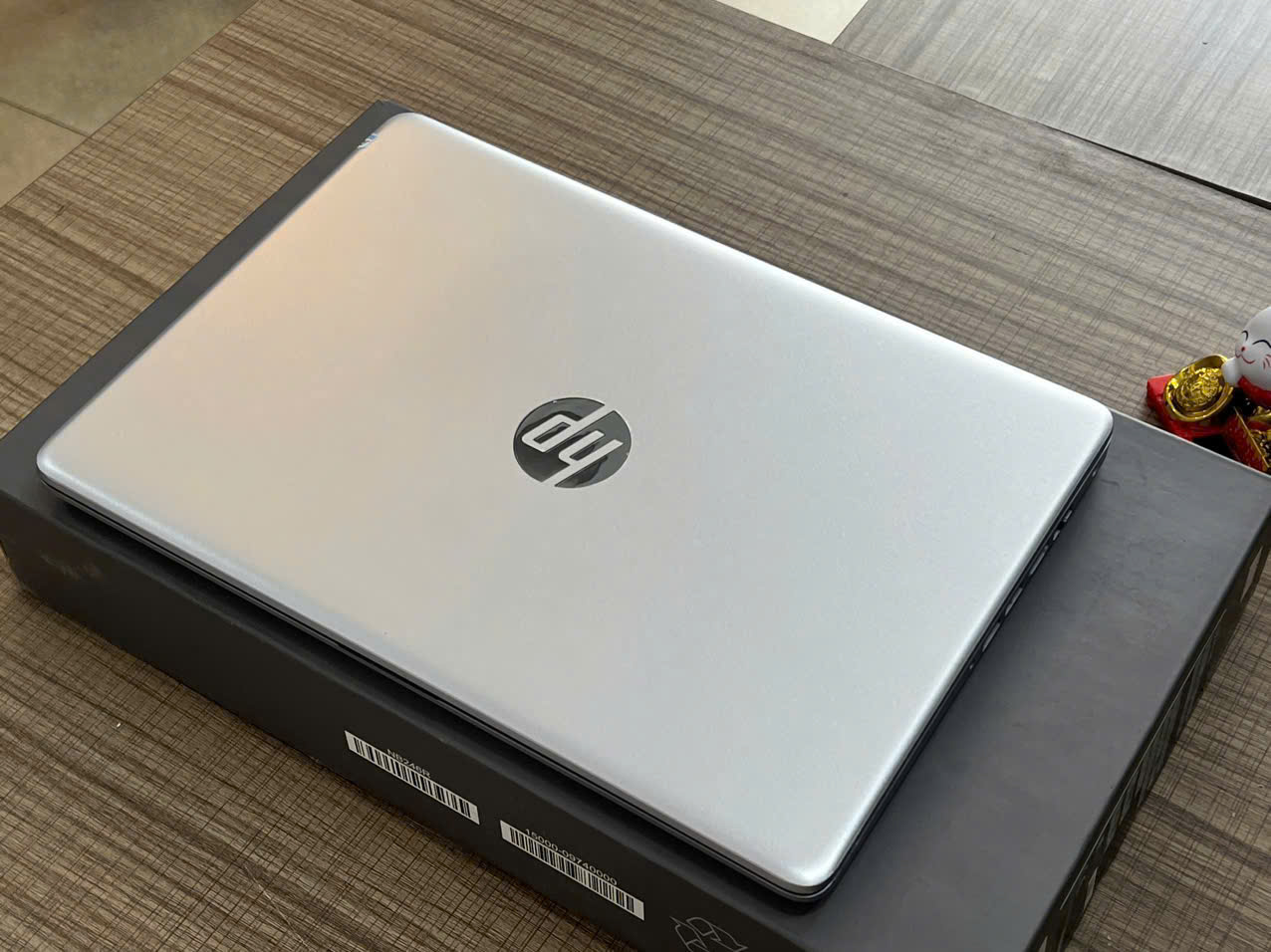 HP 240G8 Notebook máy mỏng nhẹ nhỏ nhắn, màu trắng đẹp xinh - Hình ảnh 7