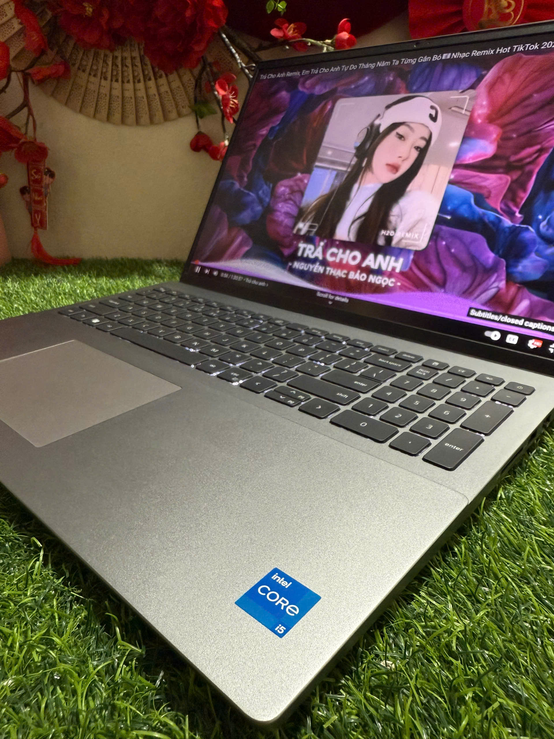 DELL Vostro 5620Laptop văn phòng sang chảnh , vỏ nhôm nguyên khối mát lạnh - Hình ảnh 4