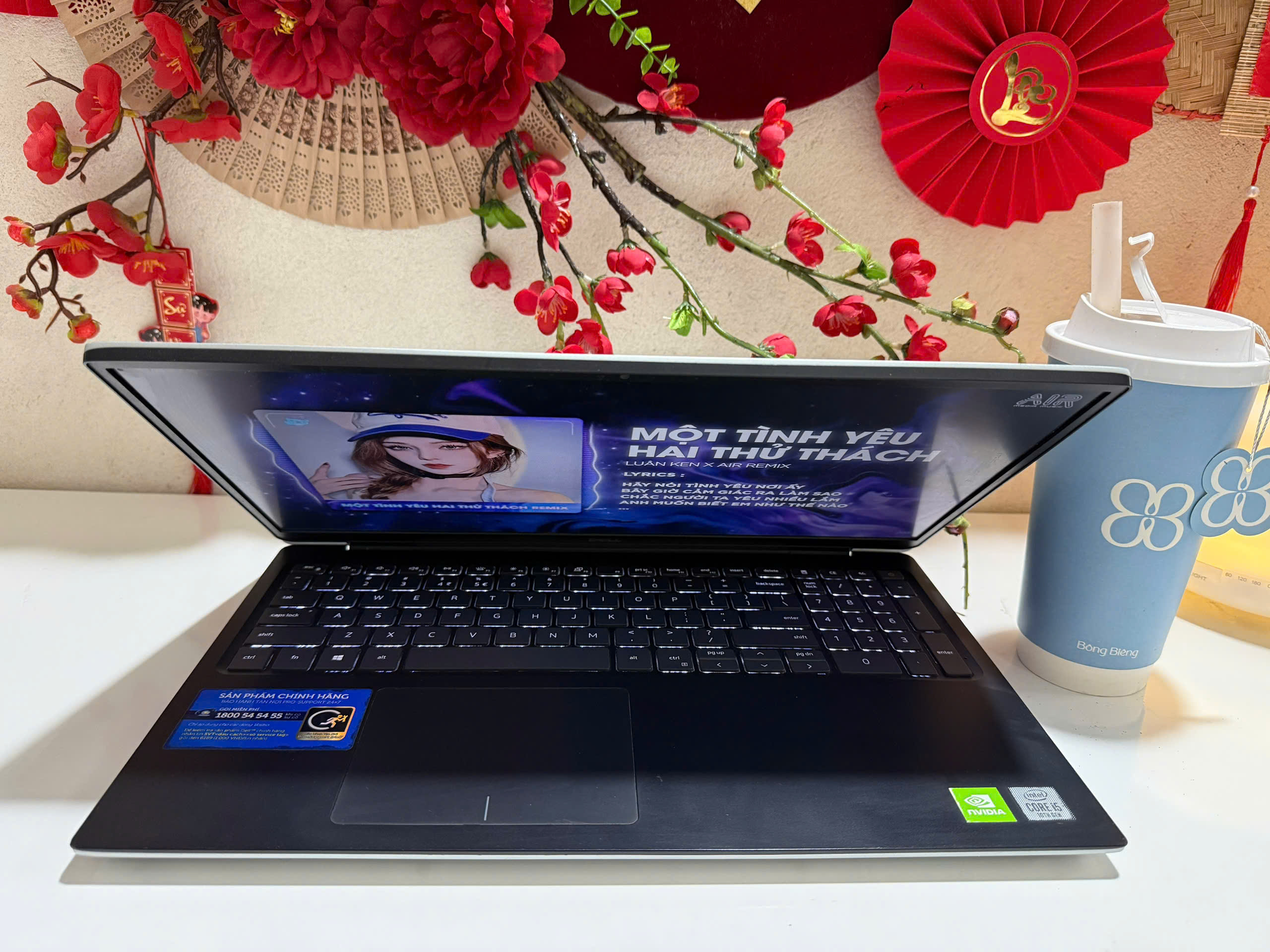Dell Vostro 5590 vỏ nhôm nguyên khối , màn to máy đẹp giá lại quá rẻ - Hình ảnh 4