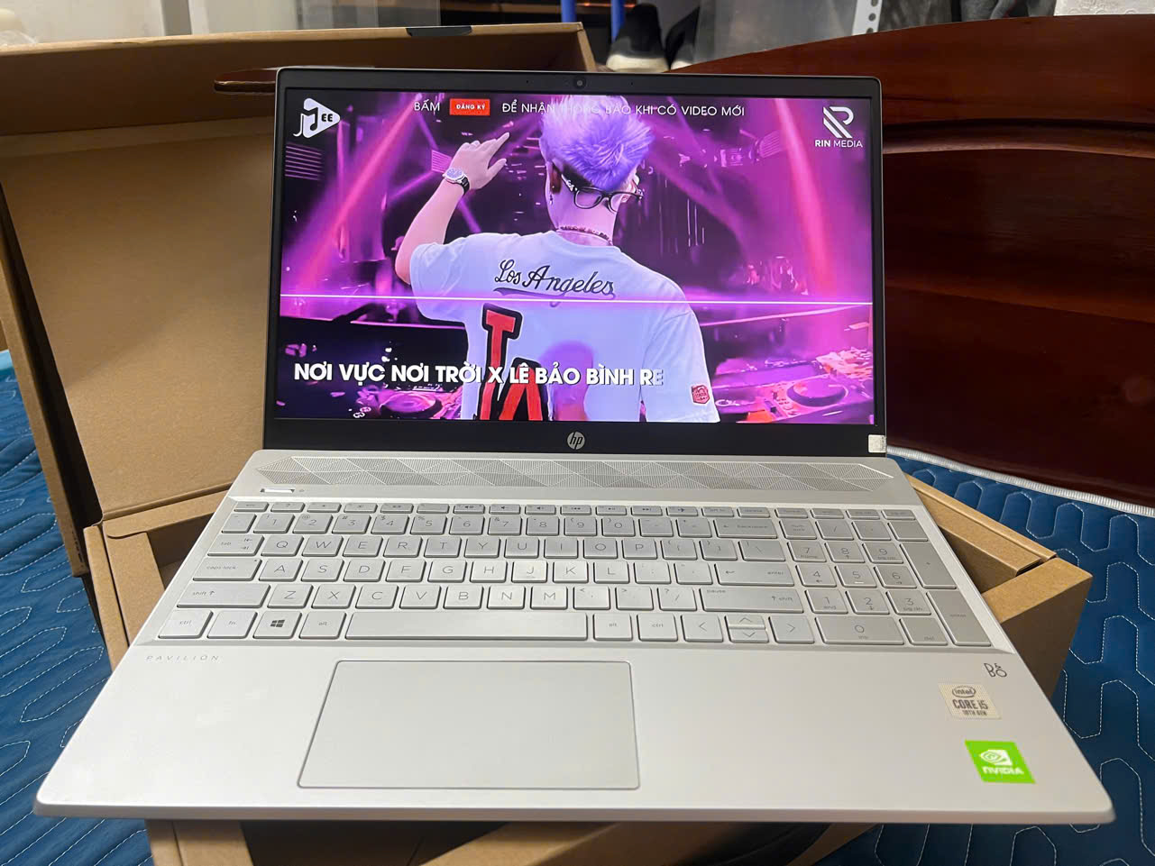 HP pavilion laptop 15-cs3xxx card rời, vỏ nhôm mát lạnh - Hình ảnh 3
