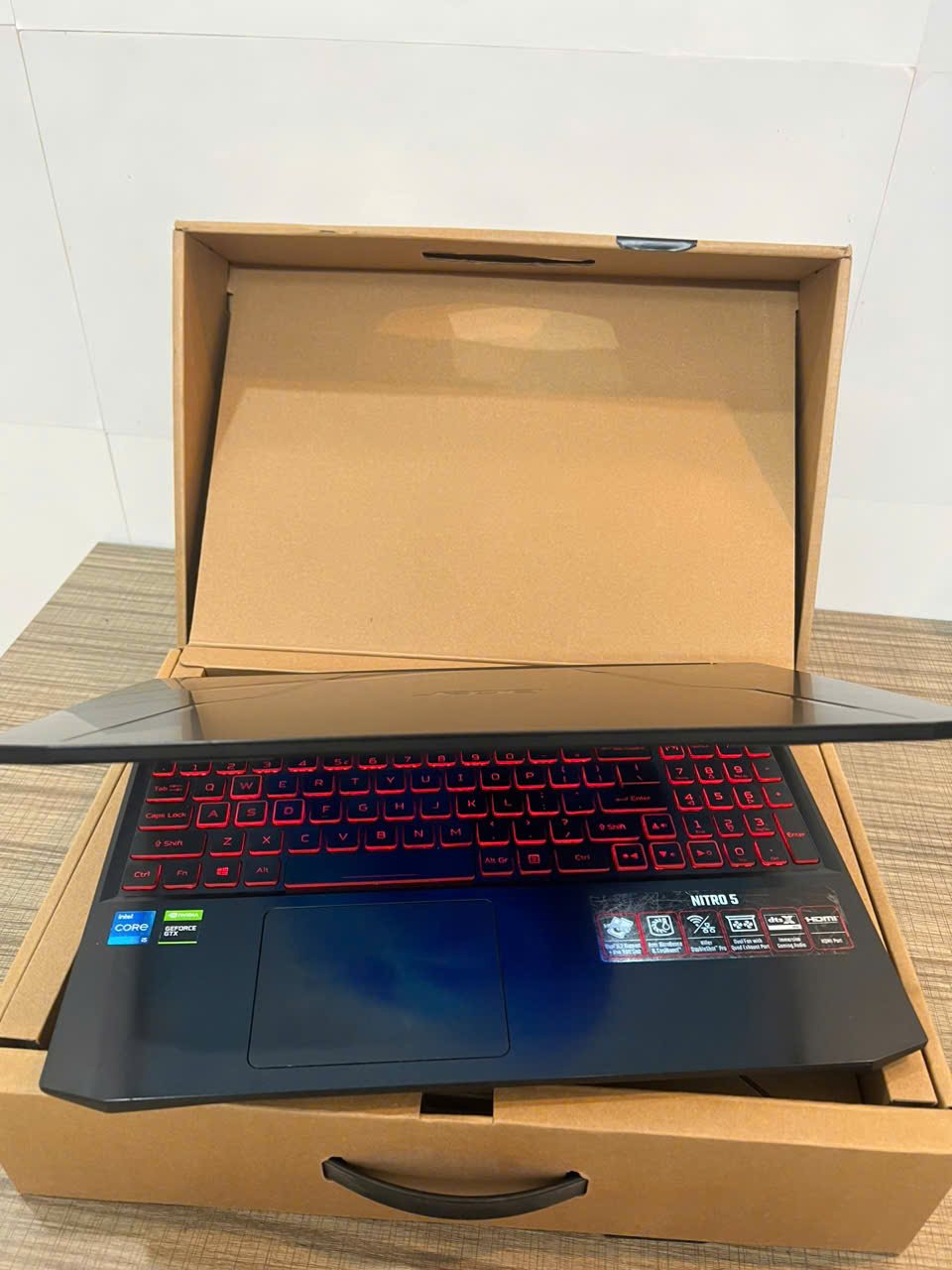 Acer Nitro AN515-57 Gaming quốc dân, hiệu năng quá đỉnh - Hình ảnh 5