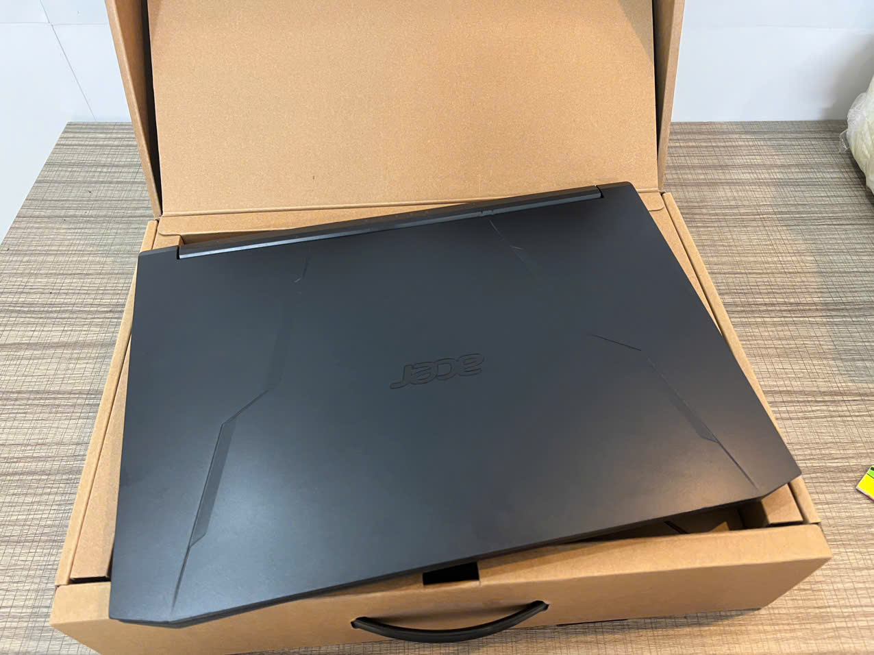 Acer Nitro AN515-57 Gaming quốc dân, hiệu năng quá đỉnh - Hình ảnh 6
