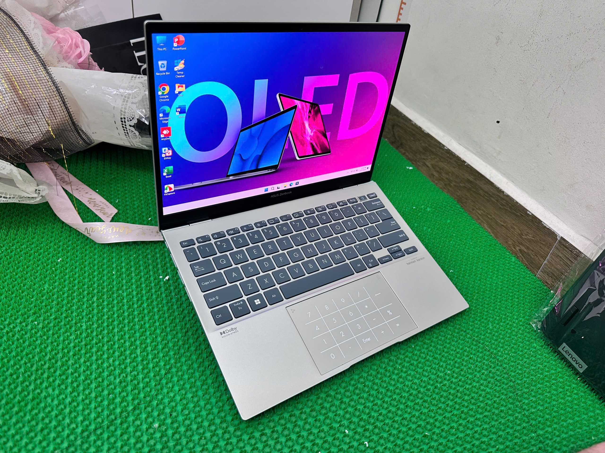 Siêu phẩm cực mỏng nhẹ Asus zenbook S13 UM5302TA - Hình ảnh 8