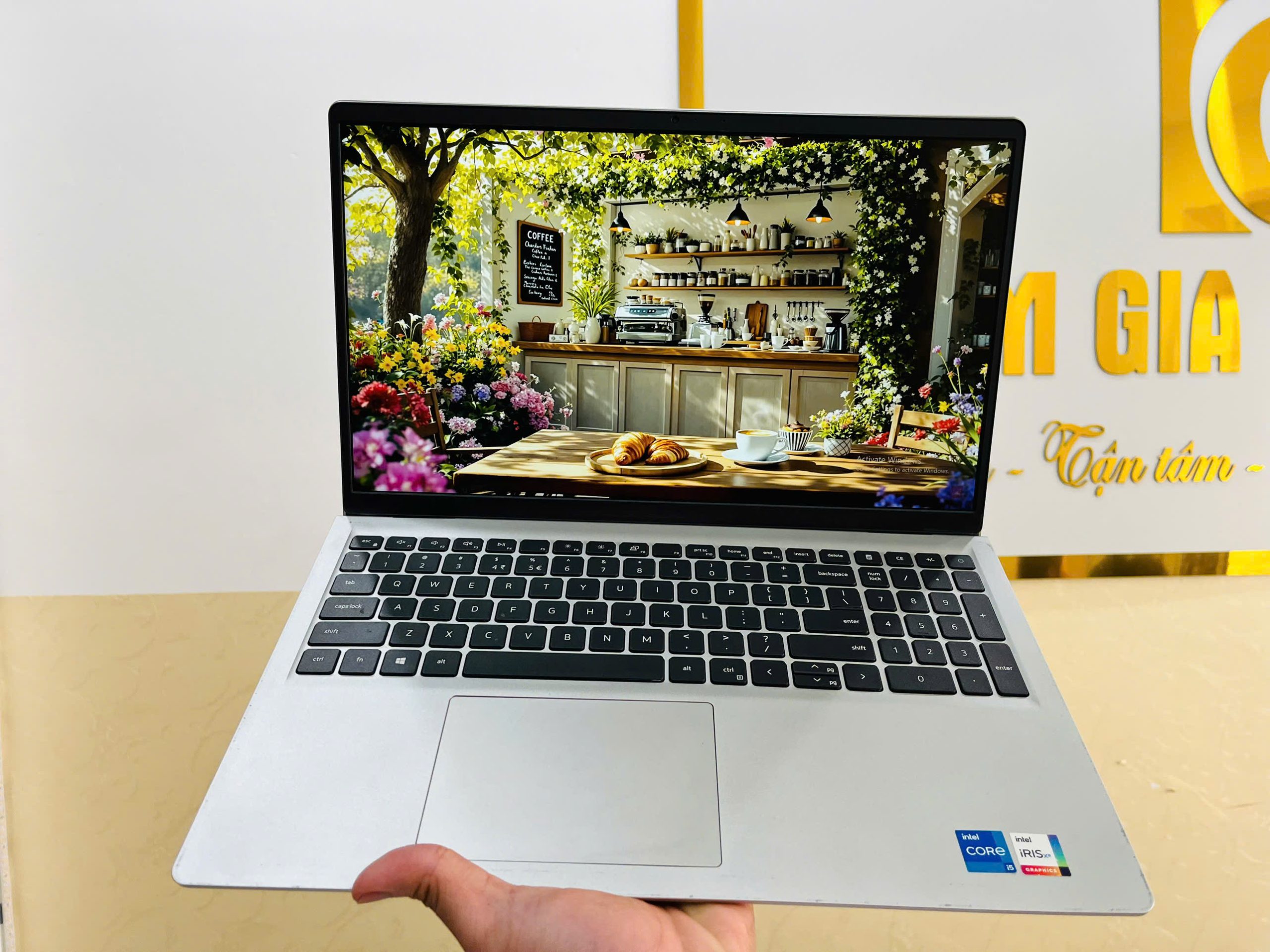 Dell Inspiron 3511 ngoại hình đẹp - Hình ảnh 7