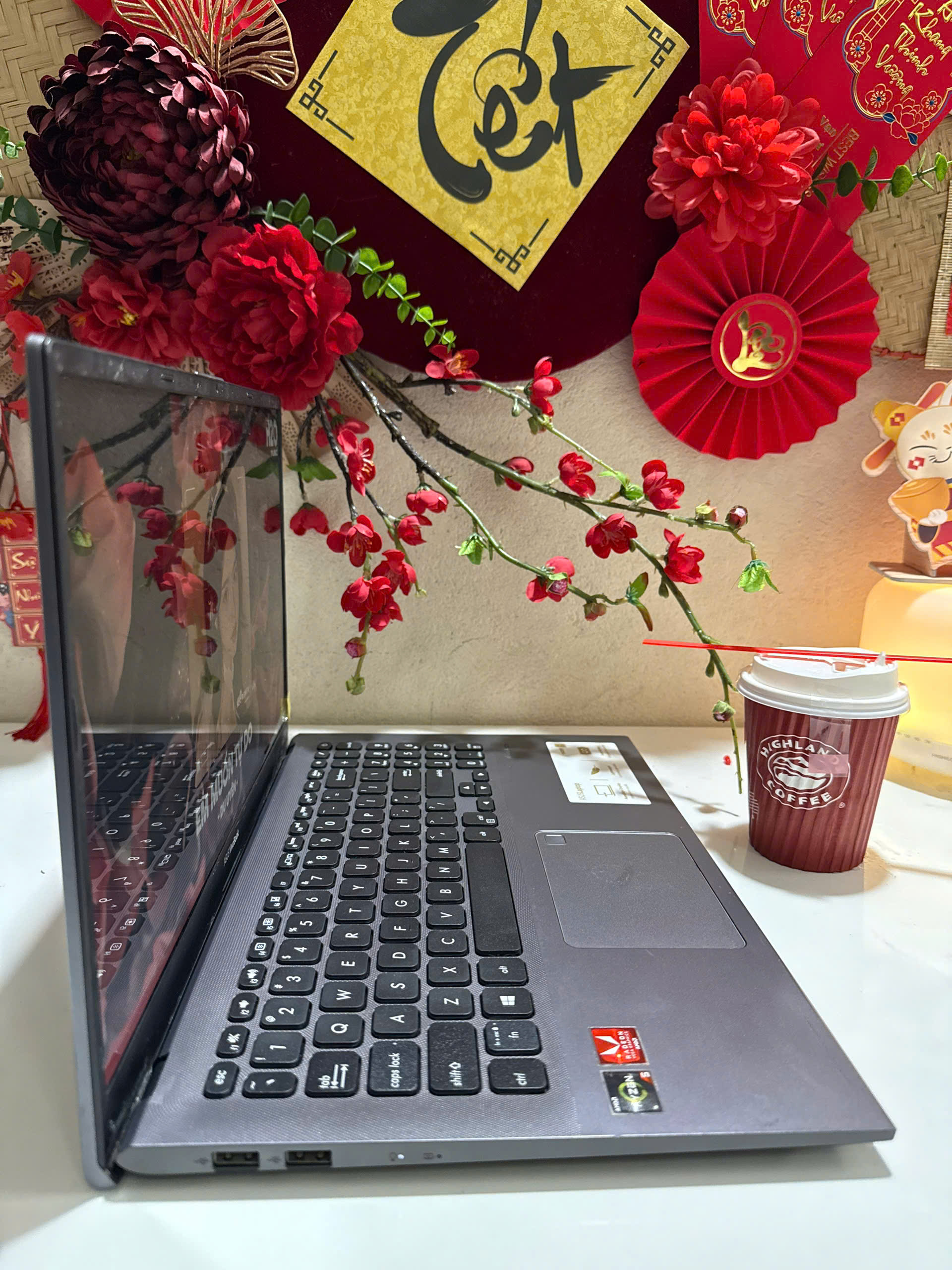 Asus Vivobook X512DA chiếc máy văn phòng sang chảnh màu xám xi măng hot hit - Hình ảnh 6