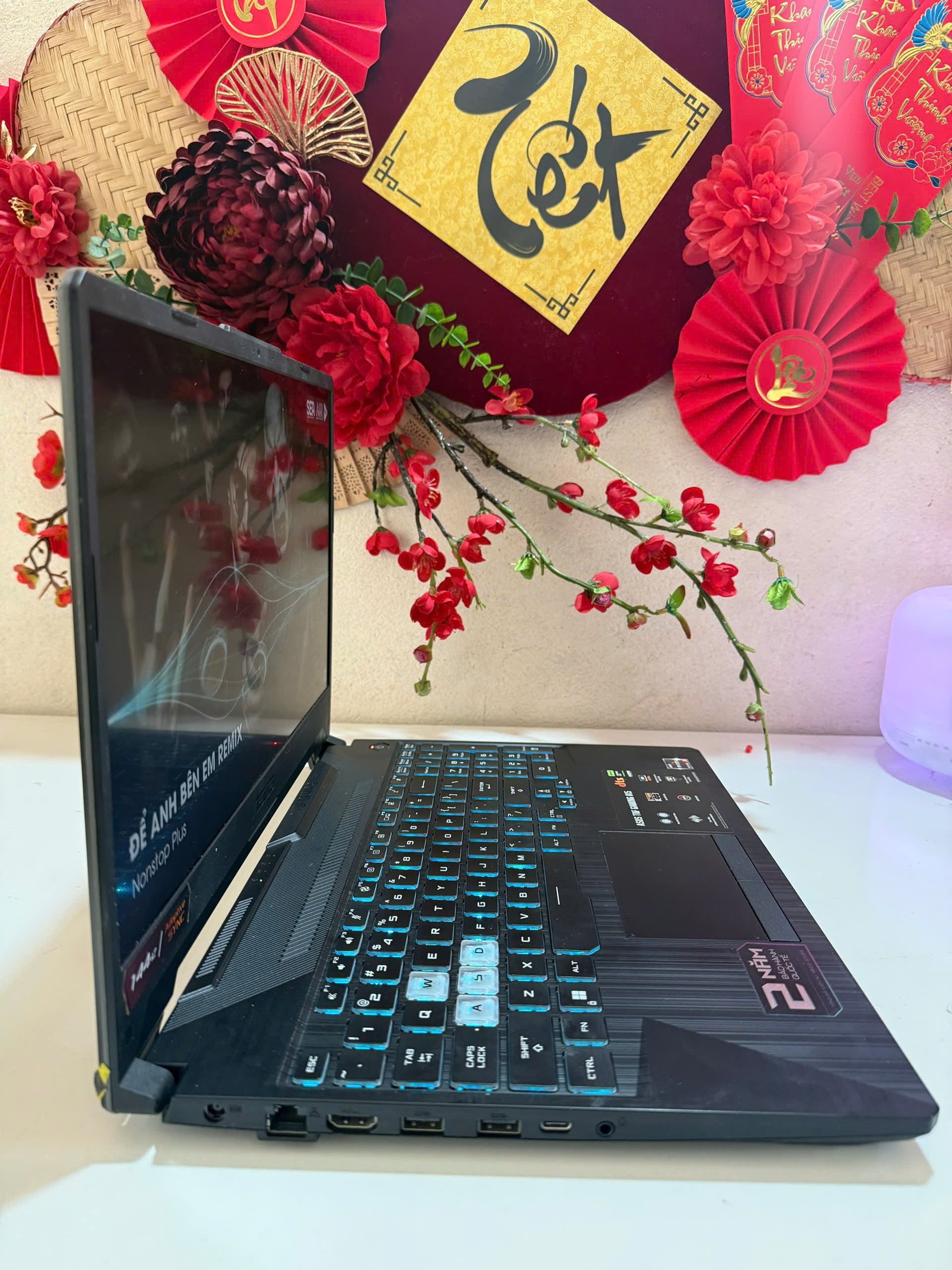 Asus Tuf Gaming A15 FA506NC xước xíu e bán giá cực sốc - Hình ảnh 5