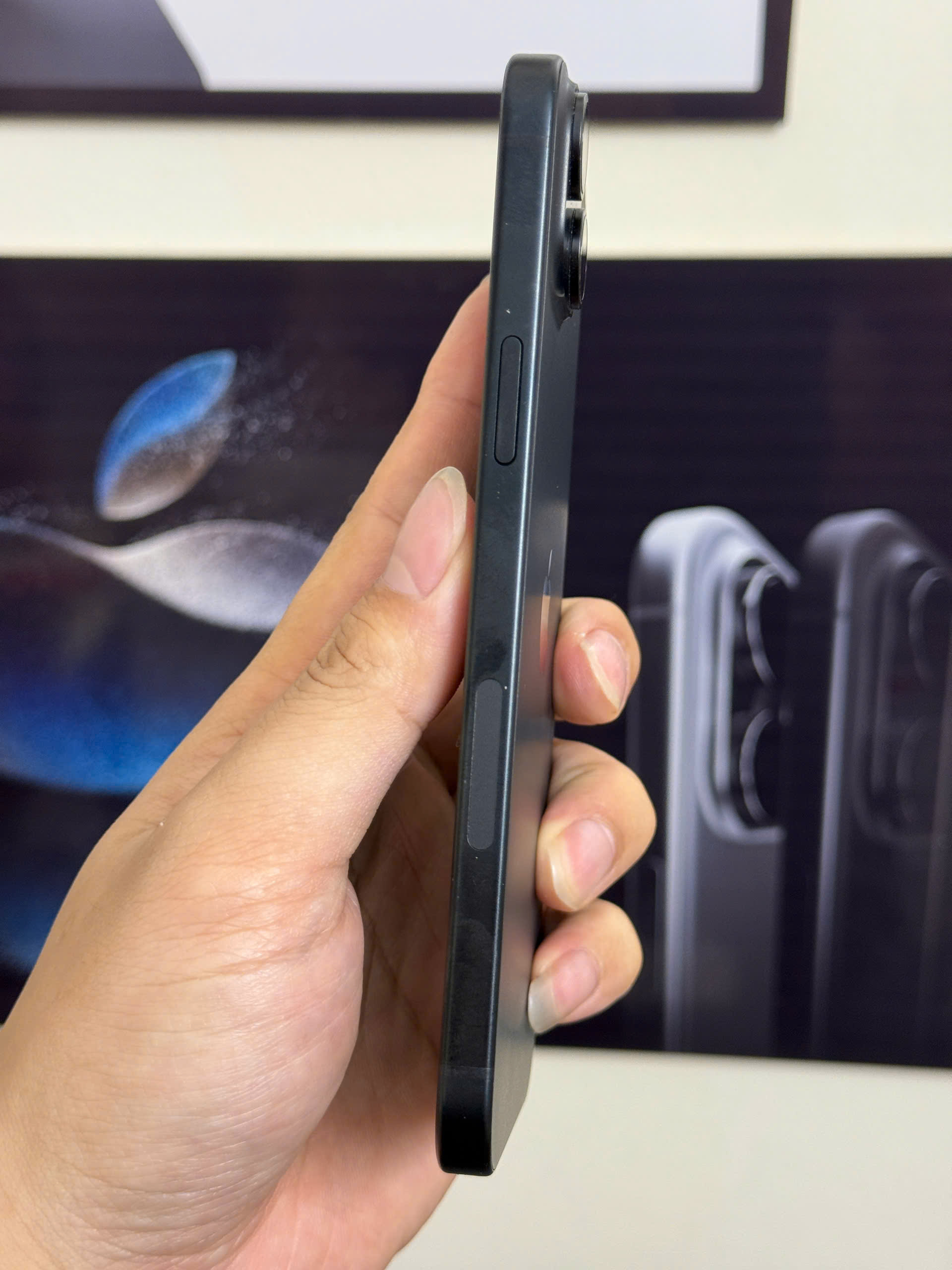 điện thoại iphone 15 plus lock - Hình ảnh 2