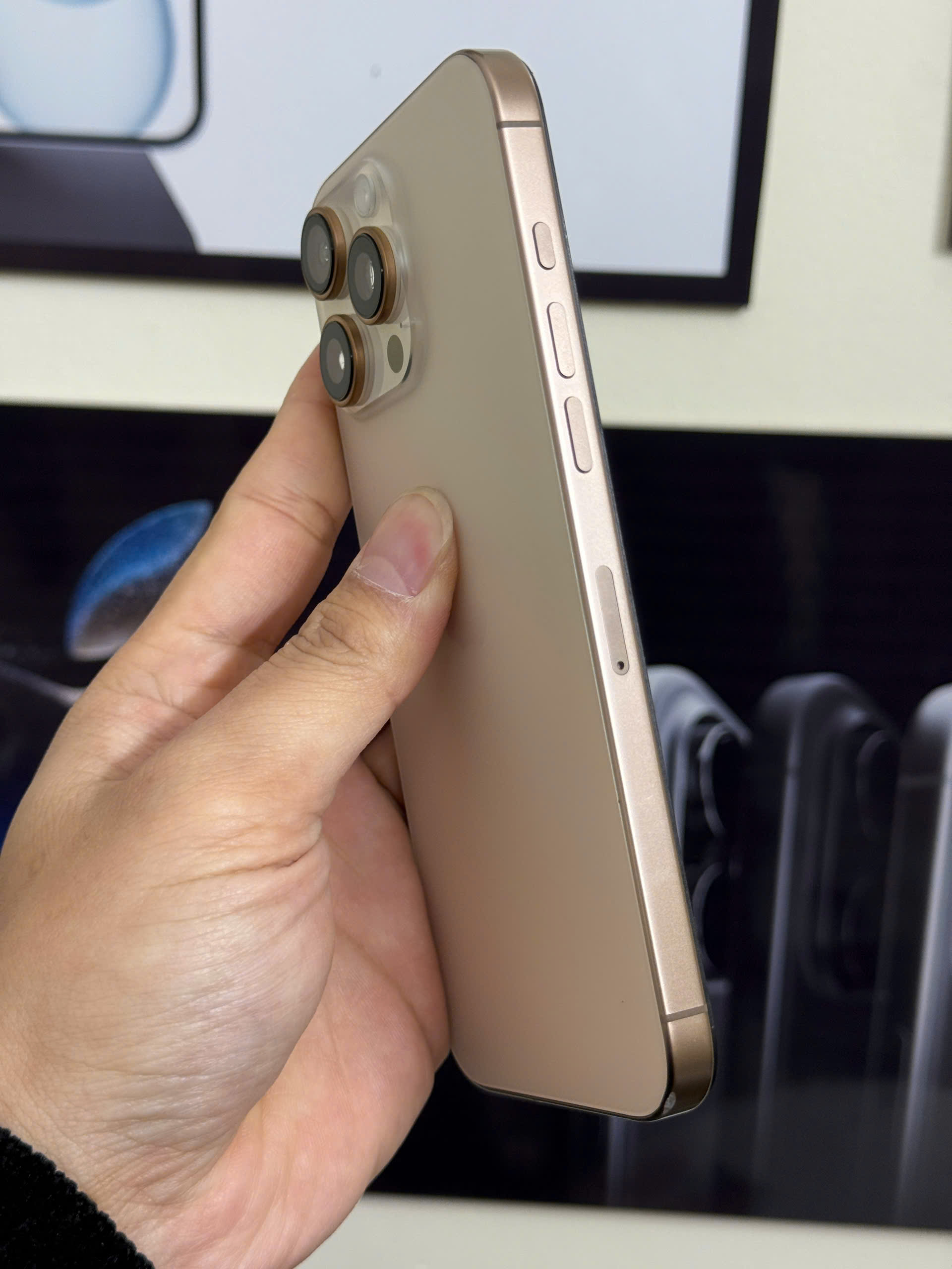 điện thoại iphone 16 prm - Hình ảnh 3