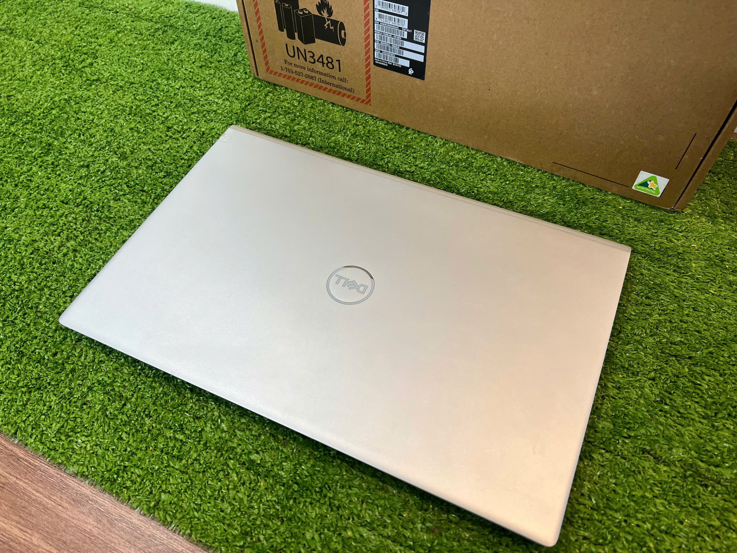 laptop Dell inspiron 5502 vỏ nhôm mát lạnh, đẹp zin - Hình ảnh 10