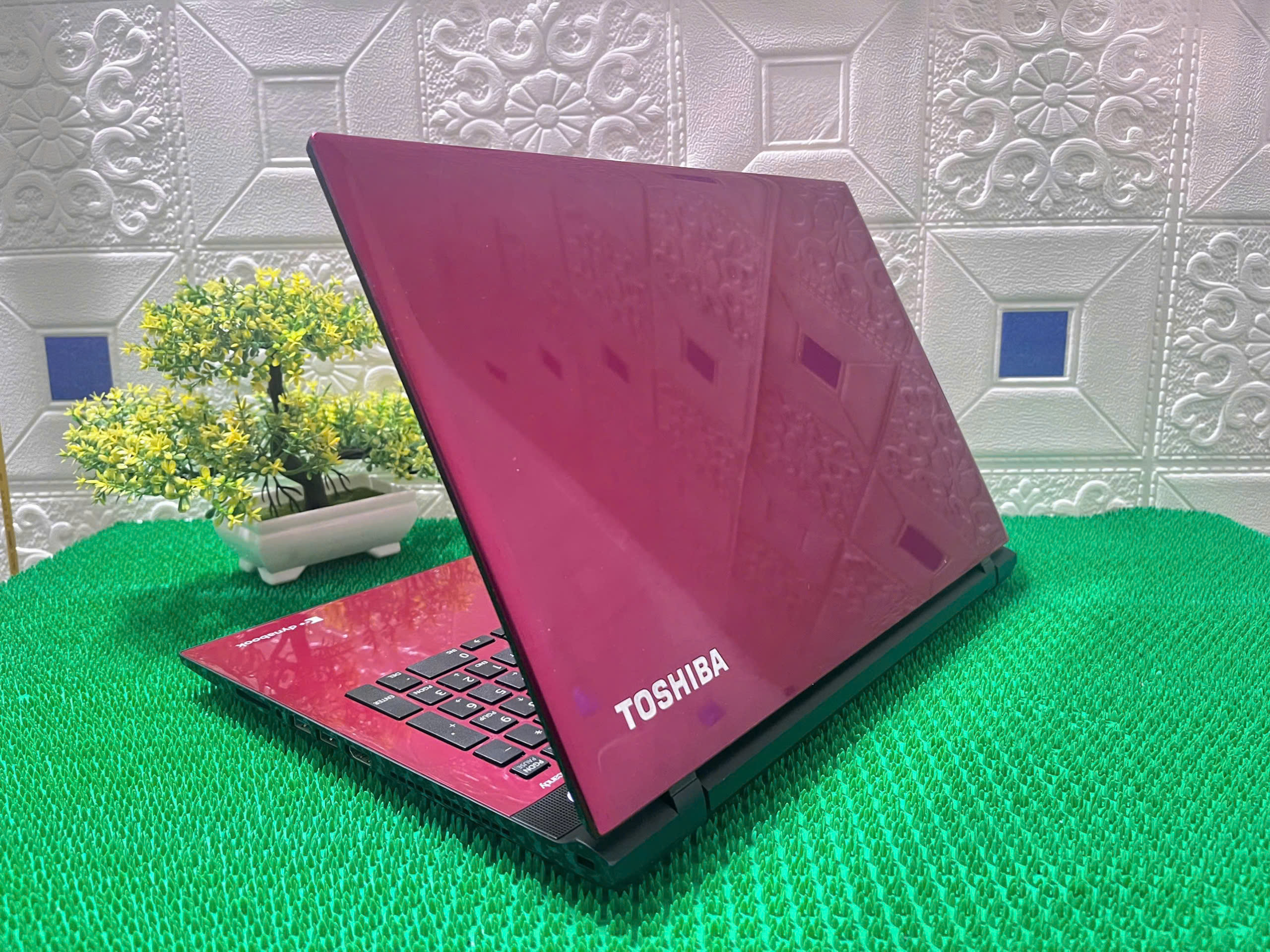 Laptop Toshiba T55 - Hình ảnh 5