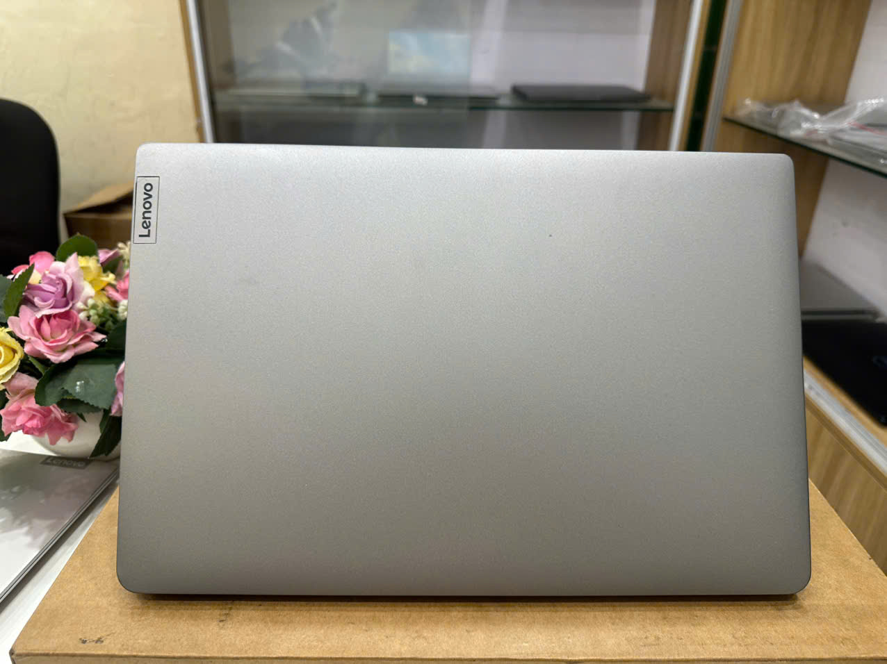 Lenovo 82RK bền bỉ - Hình ảnh 2