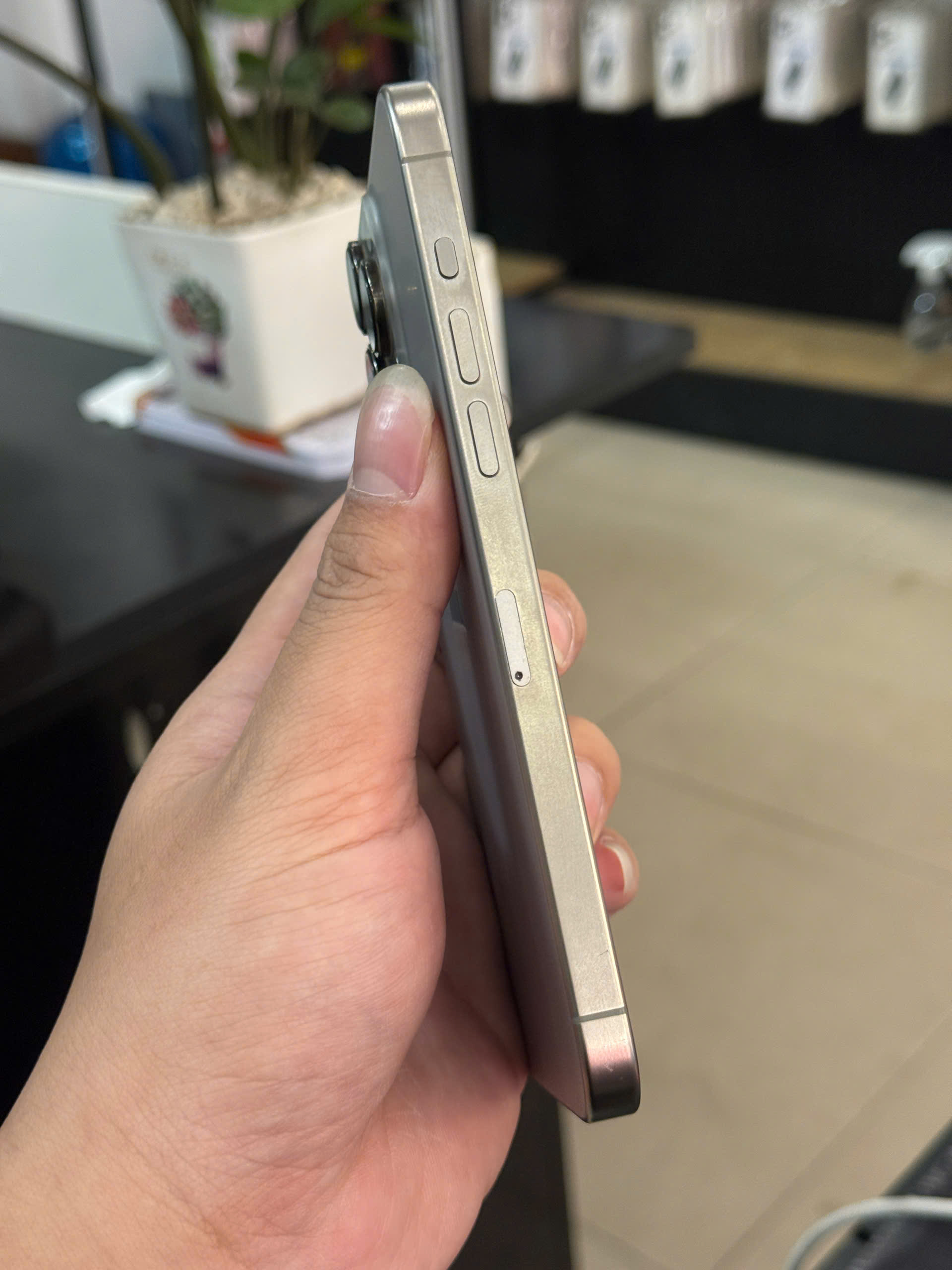 điện thoại iphone 15 prm - Hình ảnh 3