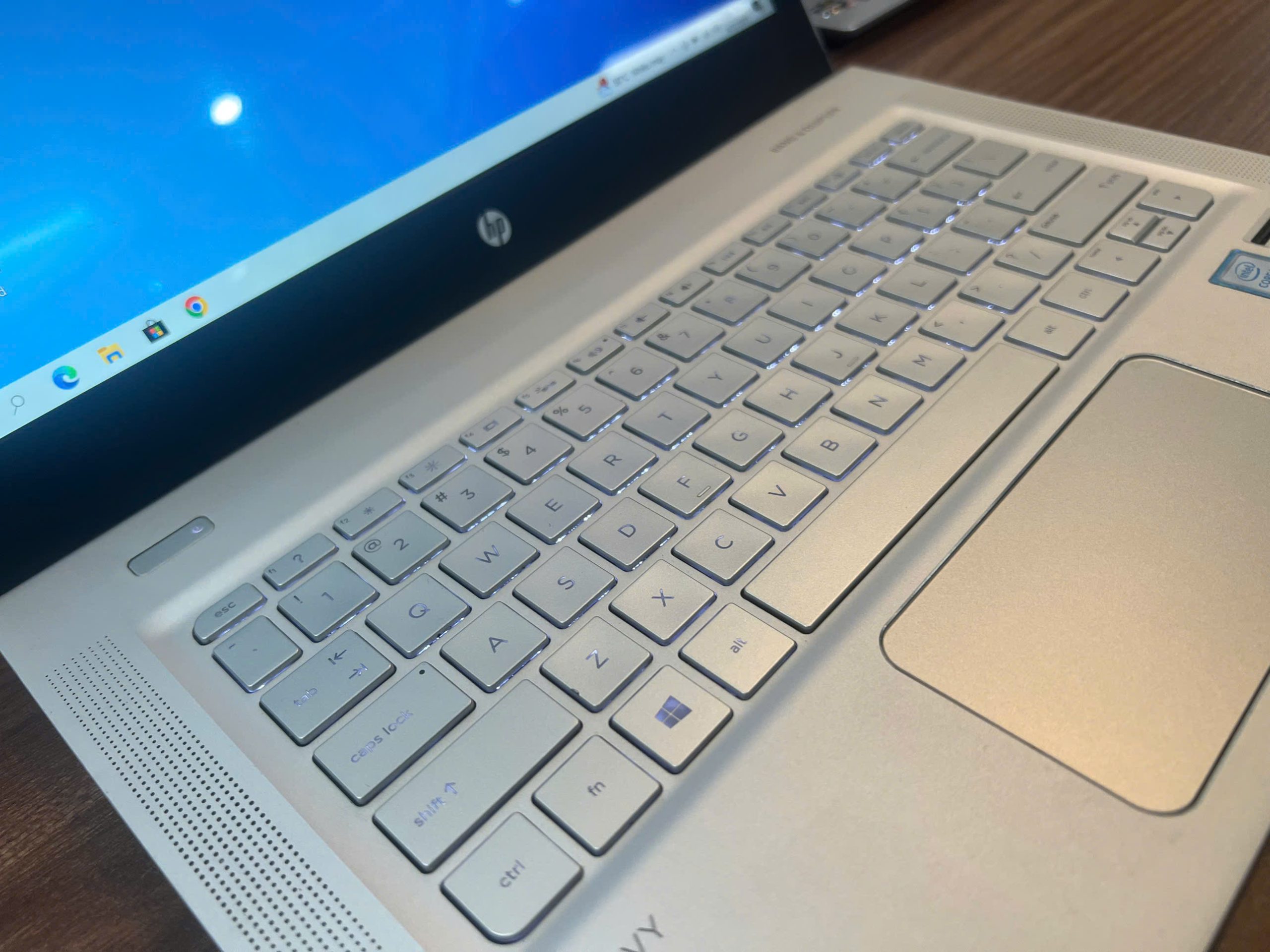 HP Envy 13 Notebook màn hình 3K2 sắc nét, mỏng nhẹ nhỏ xinh - Hình ảnh 6