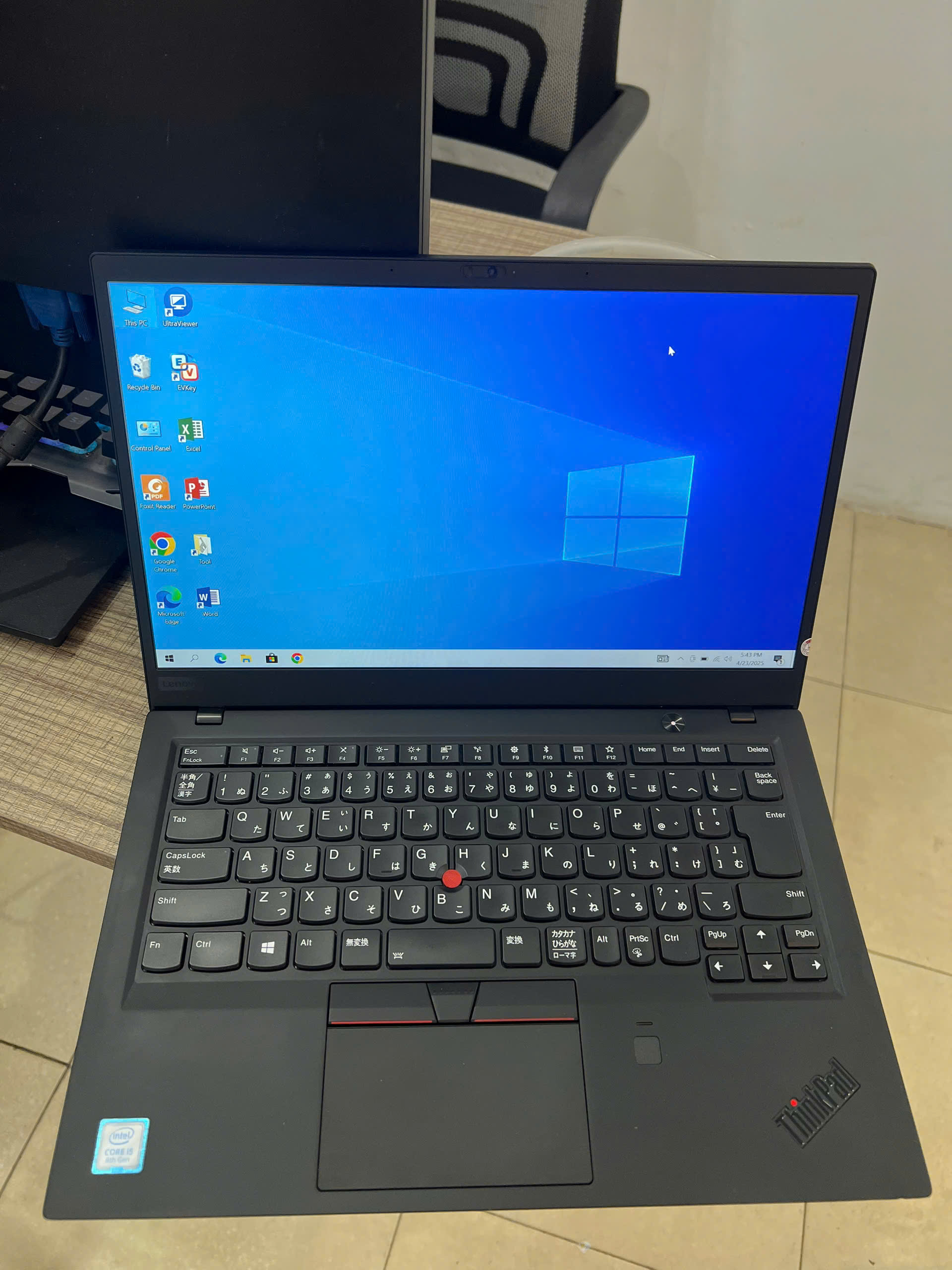 Siêu phẩm Thinkpad X1 Carbon Gen 6 bền bỉ, phím gõ ngon - Hình ảnh 4