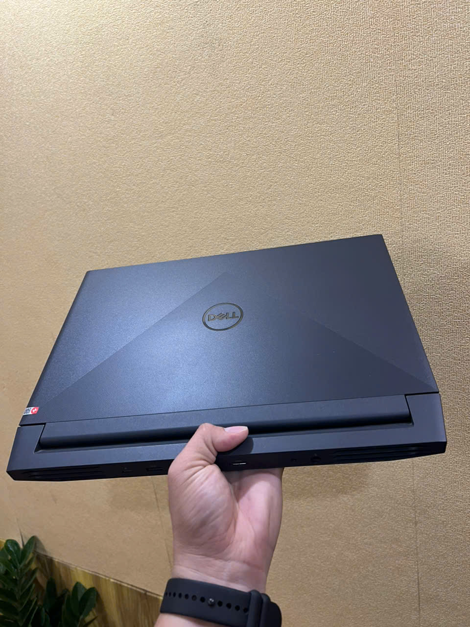 Laptop gaming DELL G15 5511 - Hình ảnh 6