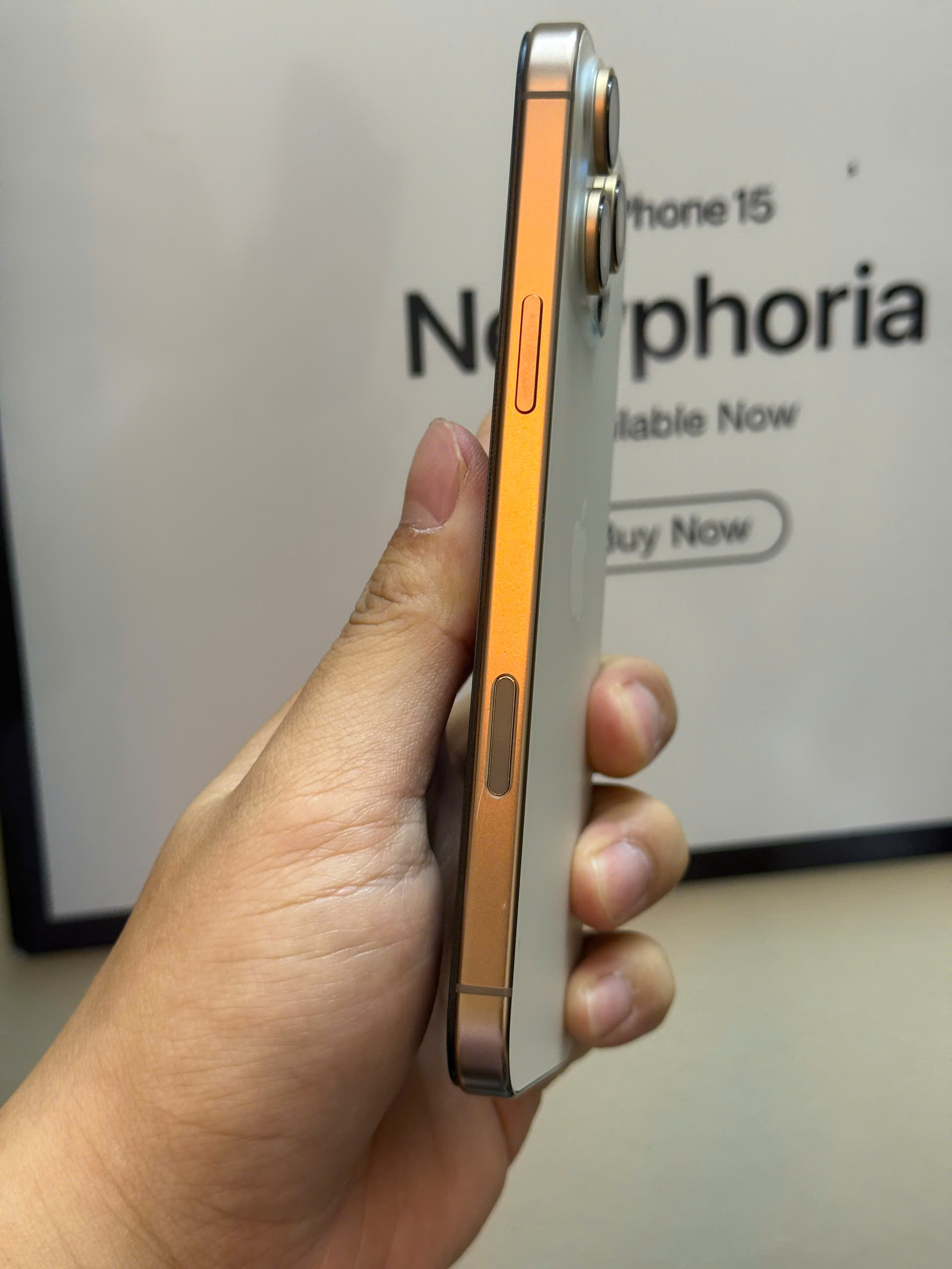 điện thoại iphone 16 PRM 256GB - Hình ảnh 2