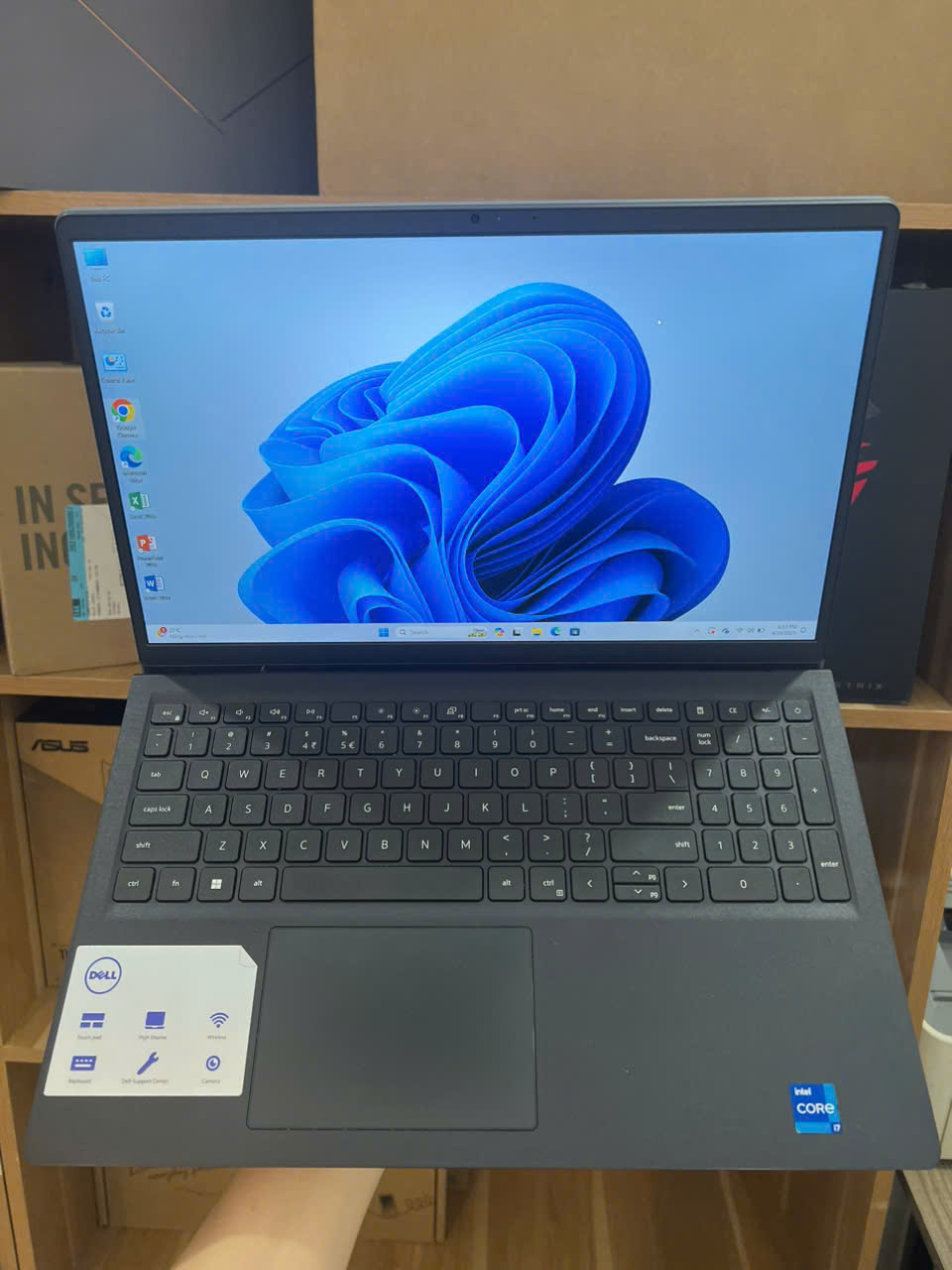 Dell vostro 3520 hàng chính hãng đời cao đẹp keg xuất xuất - Hình ảnh 3