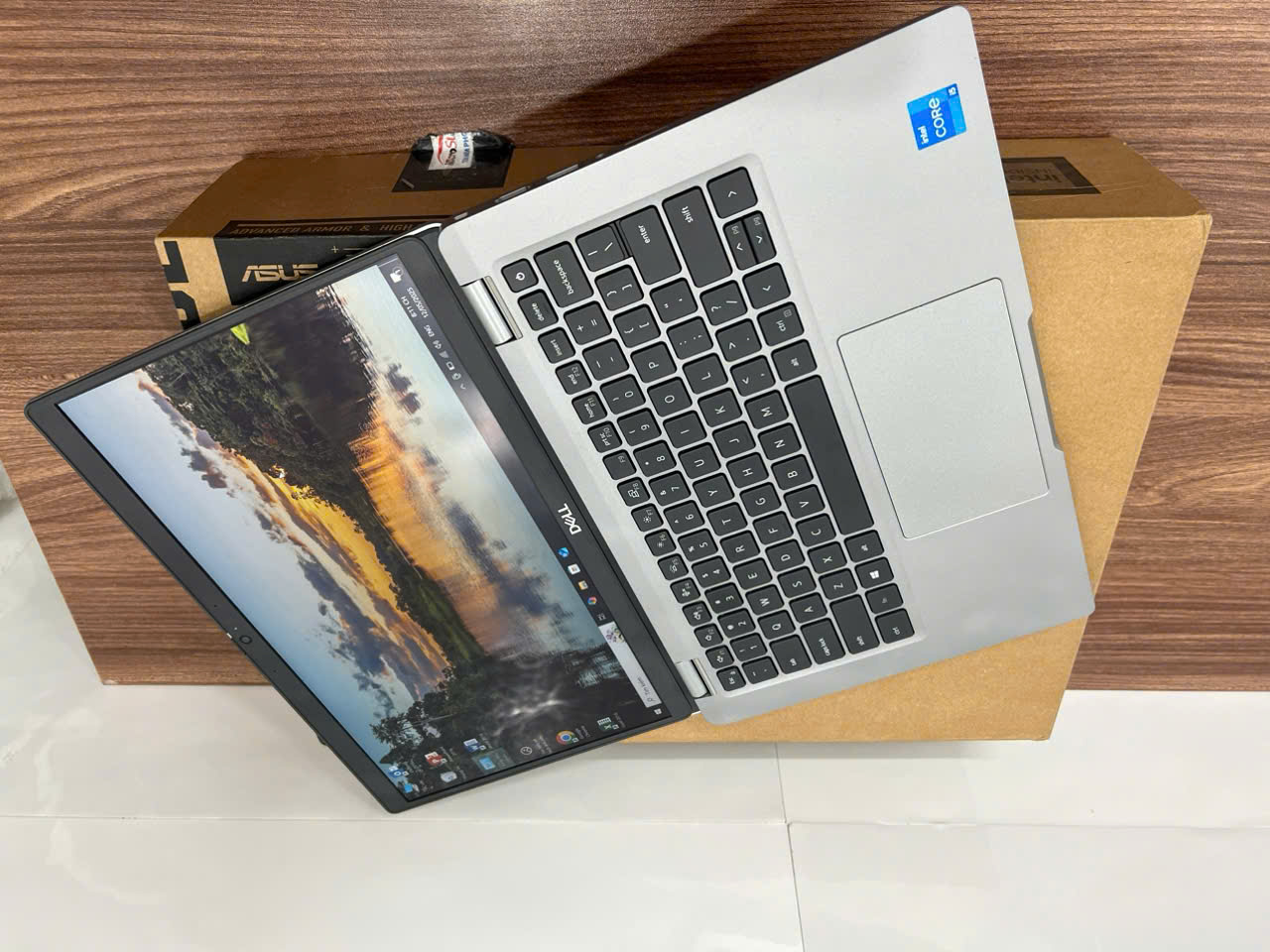 Dell Latitude 5320 hàng đẹp thời trang bền bỉ nguyên zin tem - Hình ảnh 3