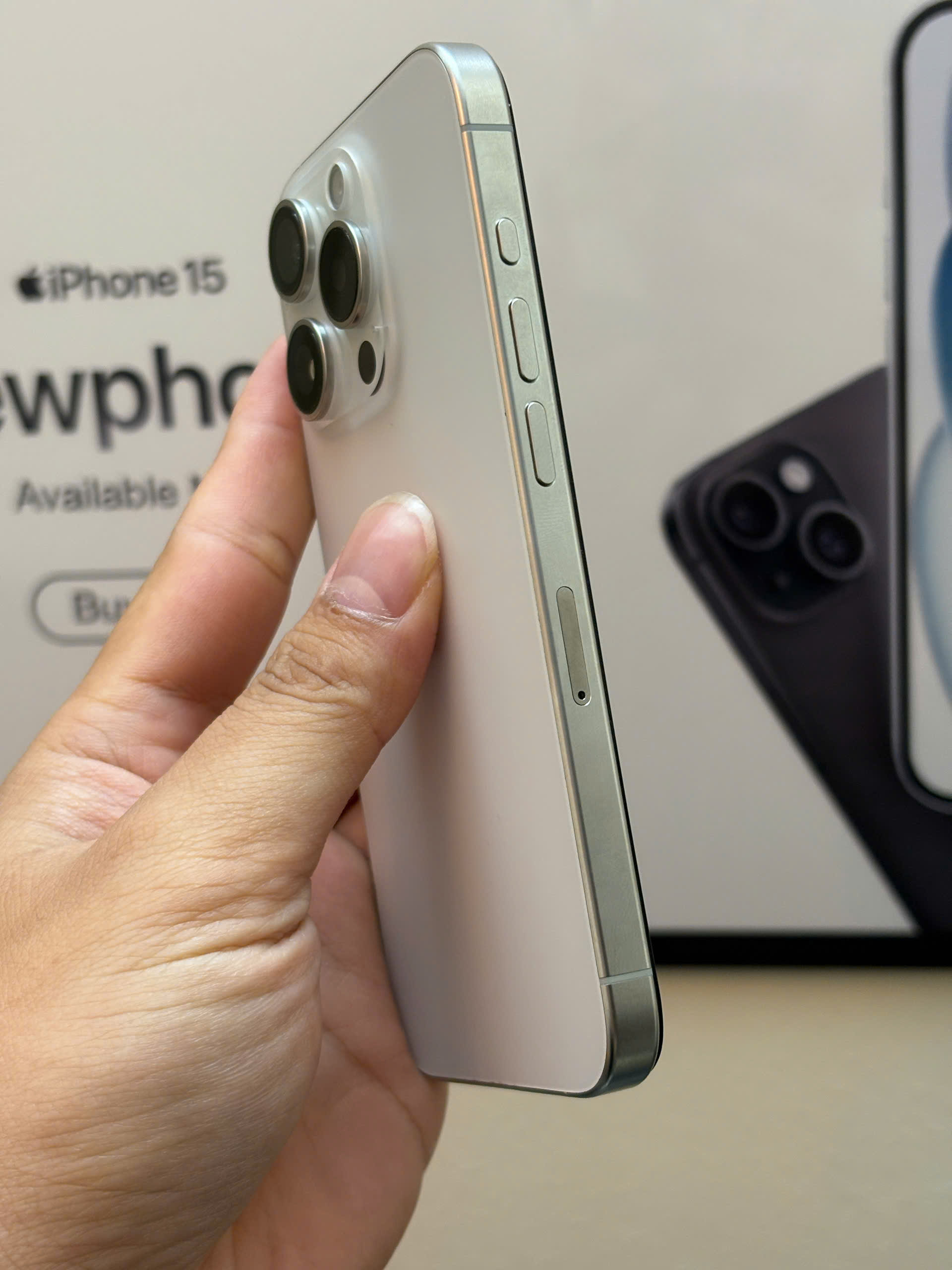 điện thoại iphone 15 pro