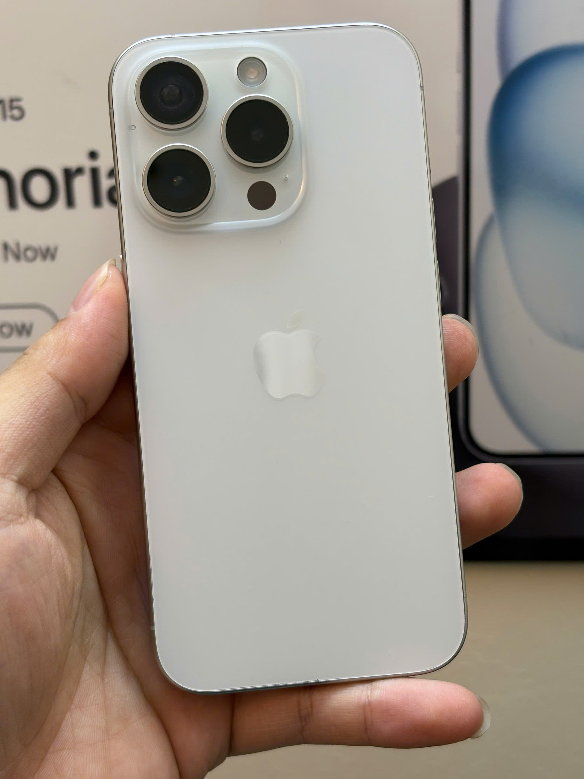 điện thoại iphone 15 PRO 256GB - Hình ảnh 3