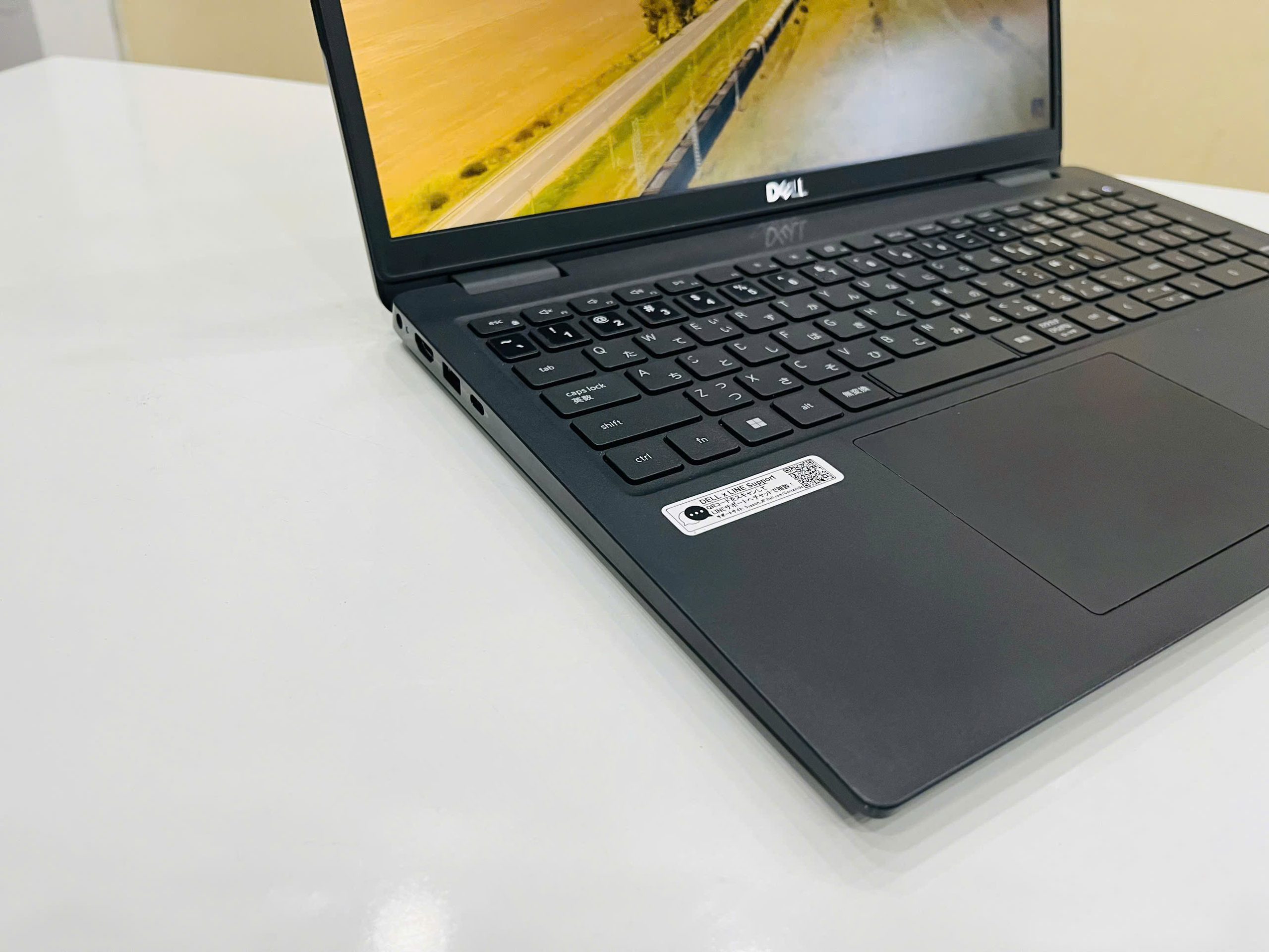 laptop Dell Inc Latitude 3520 bền bỉ - Hình ảnh 7