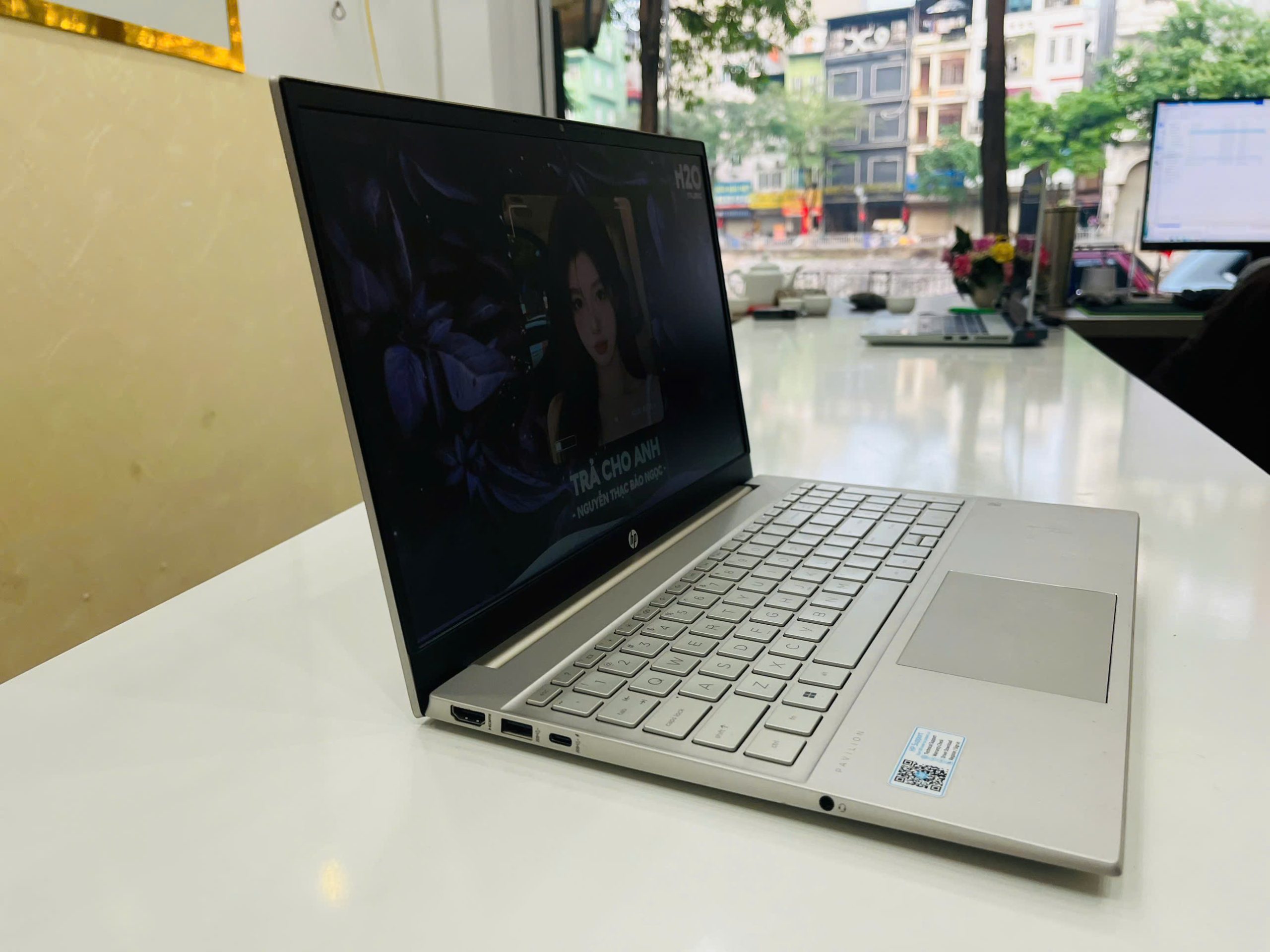 laptop HP Pavilion Laptop 15-eg2xxx - Hình ảnh 8
