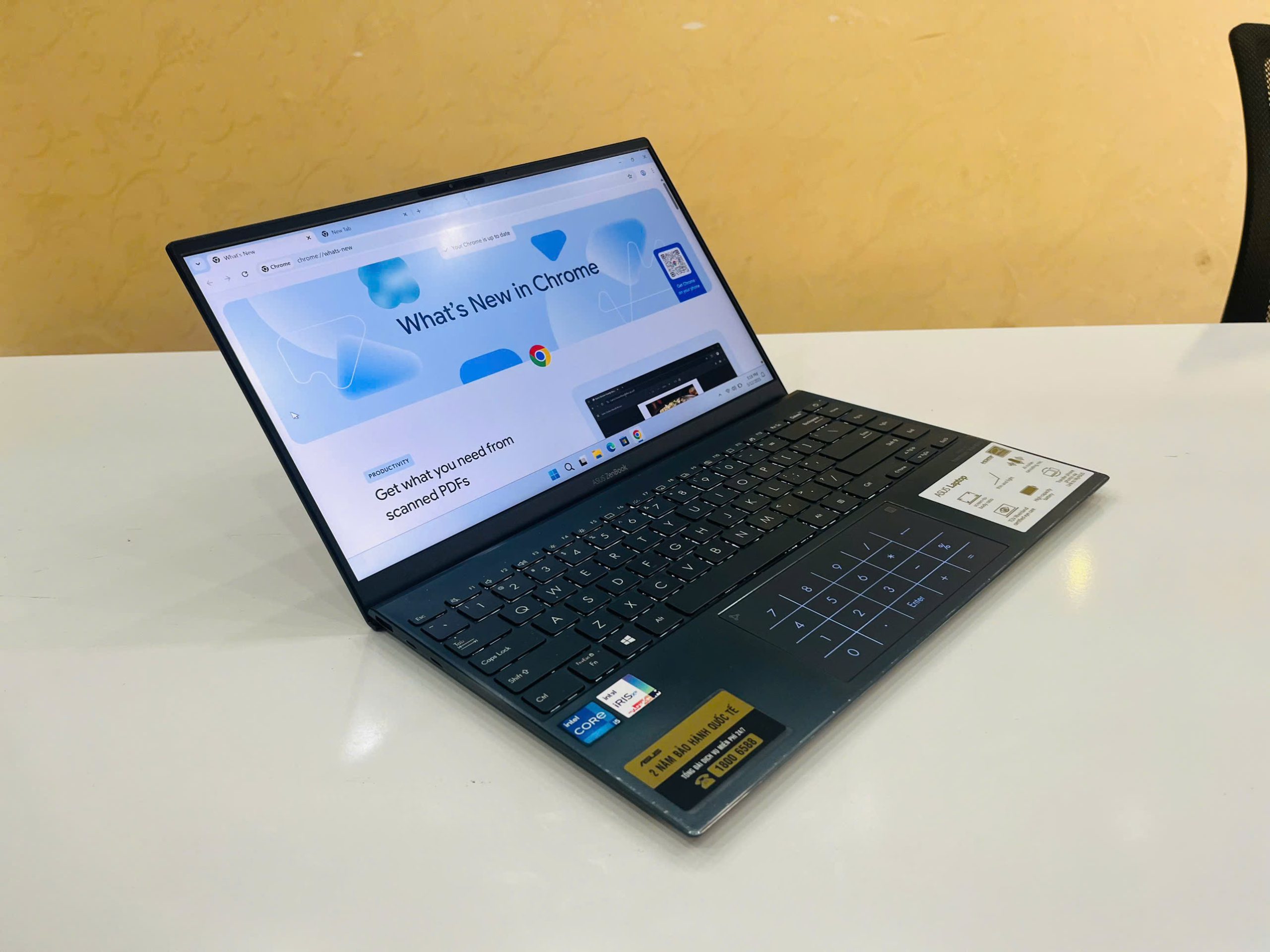 laptop Asus zenbook UX425EA vỏ nhôm nguyên khối - nhẹ chỉ 1kg thôi- chiếc laptop mỏng nhẹ nhất _Chip coi5-1135G7 - Hình ảnh 10